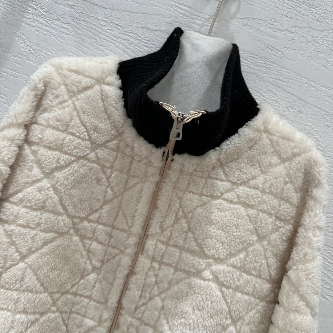 Куртки И Пуховики Женские Christian Dior 409114