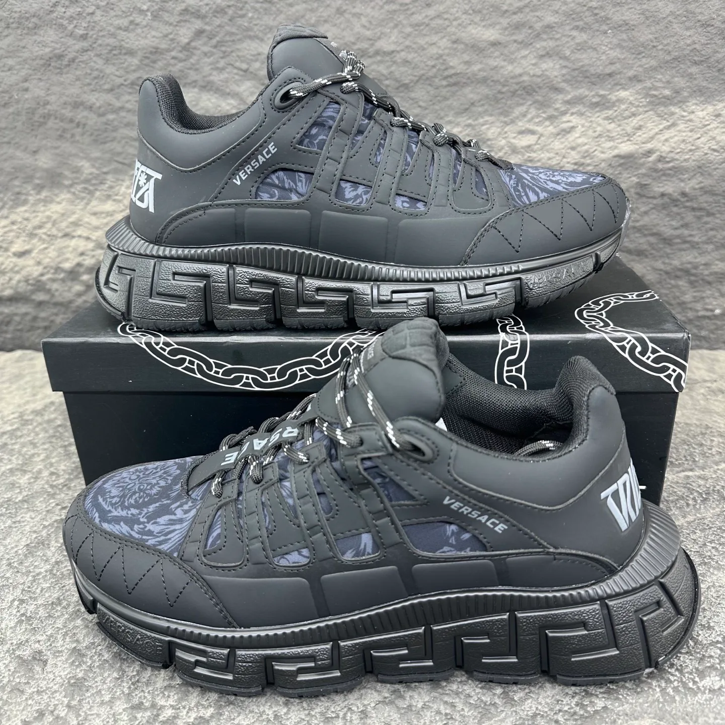 Кроссовки Мужские Versace 18154141
