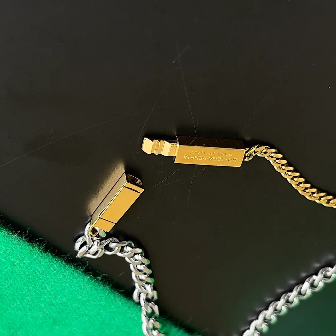 Бижутерия Bottega Veneta 545878