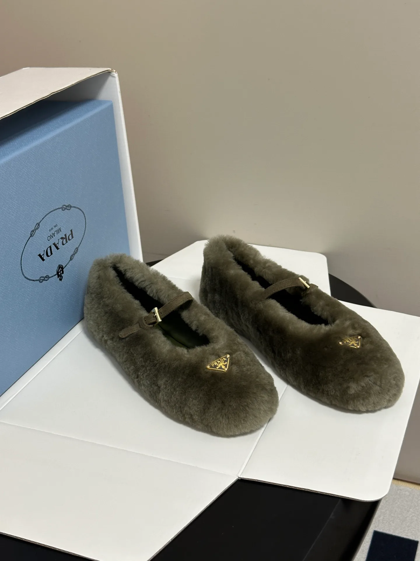 Балетки Женские Prada 18049706
