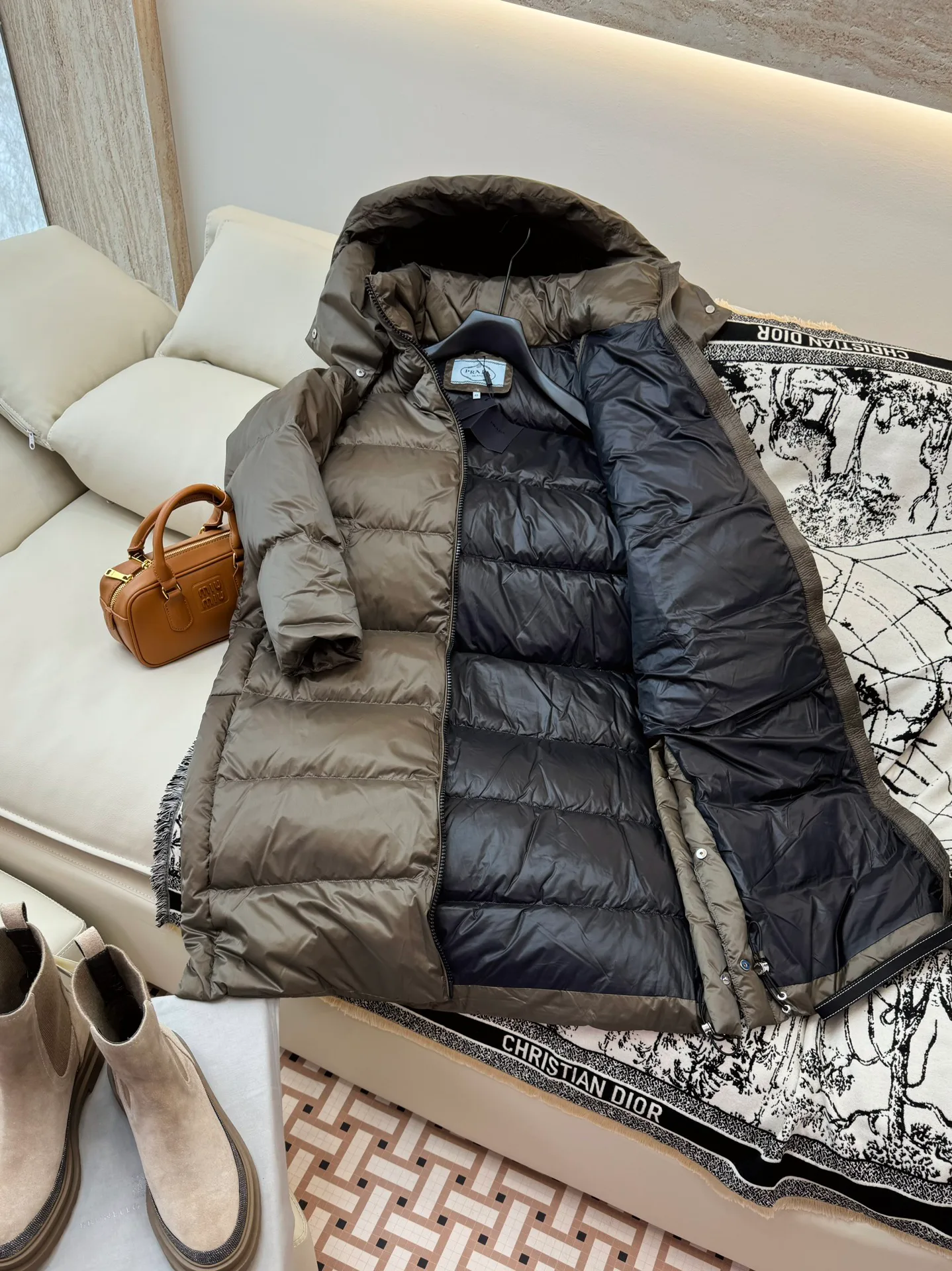 Куртки И Пуховики Женские Prada 783210