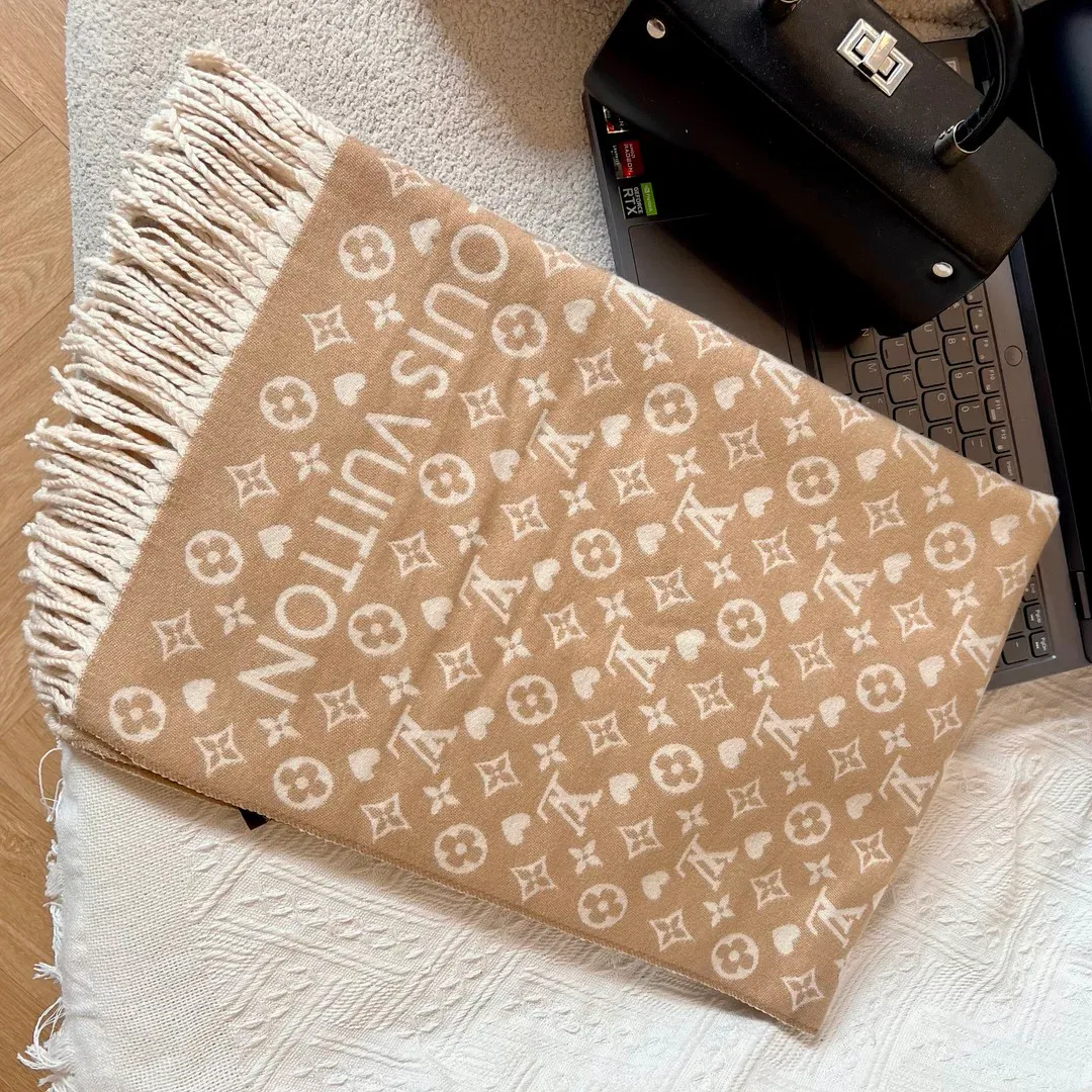 Шарфы Louis Vuitton 184243