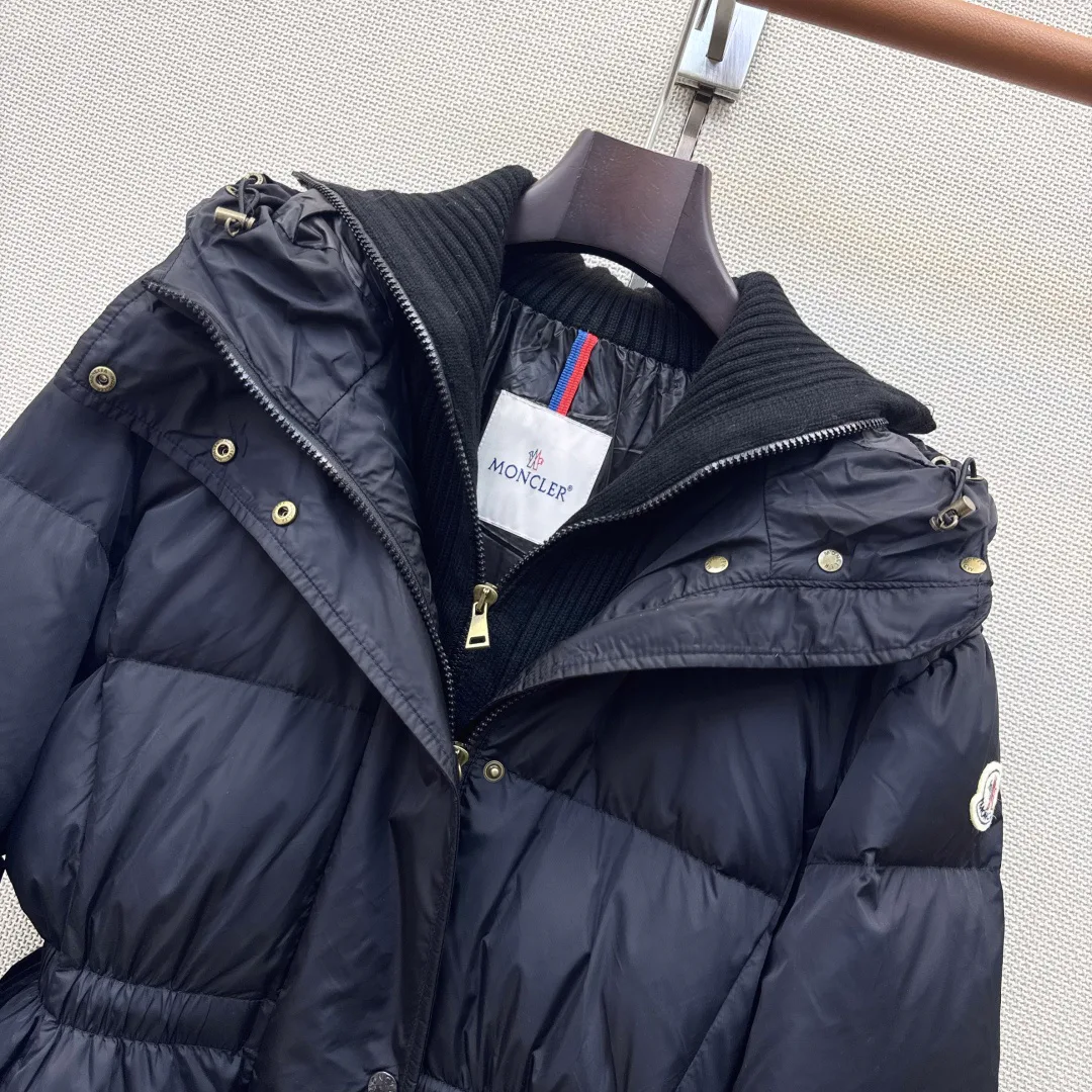 Куртки И Пуховики Женские Moncler 19179442