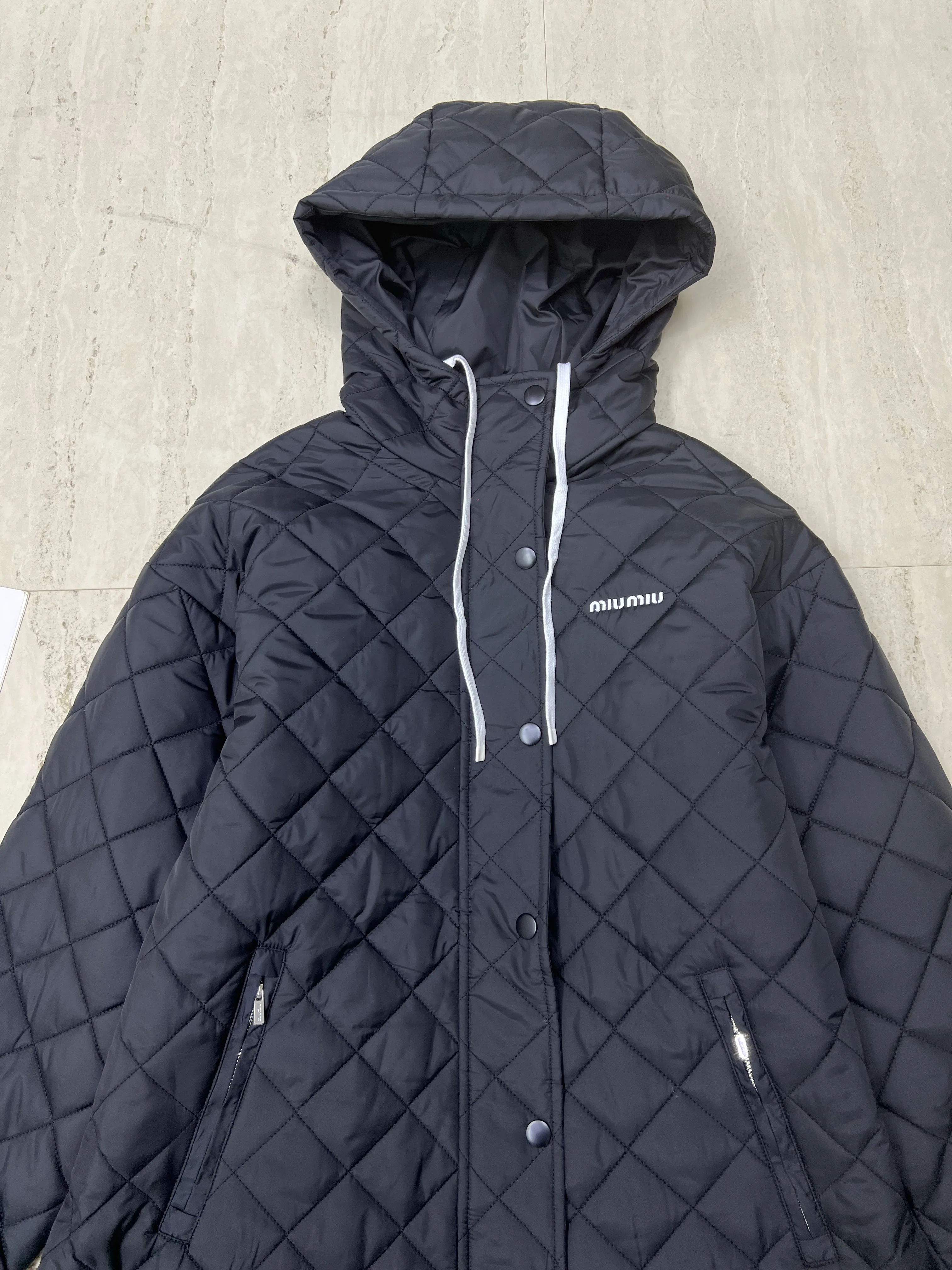 Куртки И Пуховики Женские Miu Miu 18180991