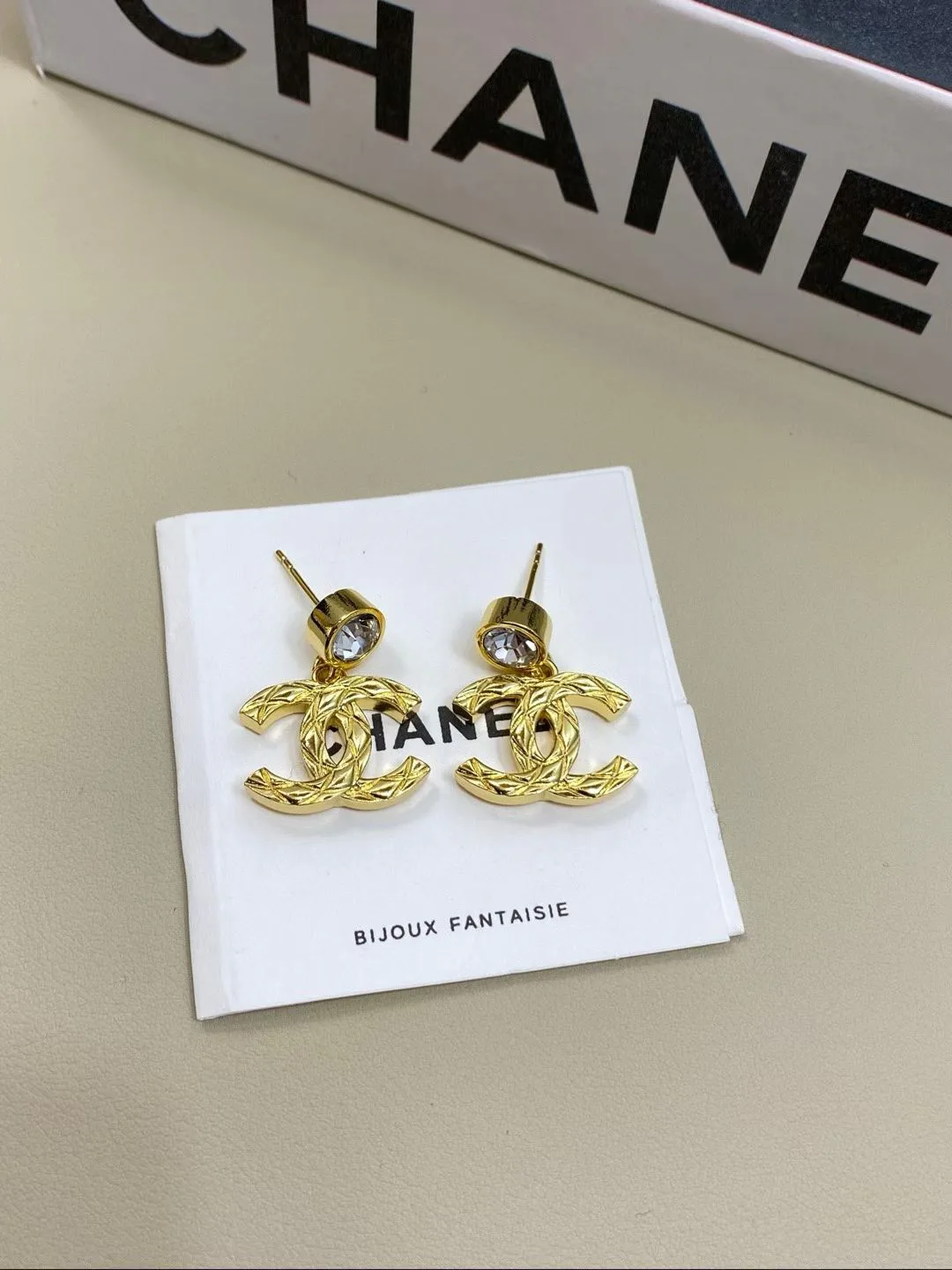 Бижутерия Chanel 11223552