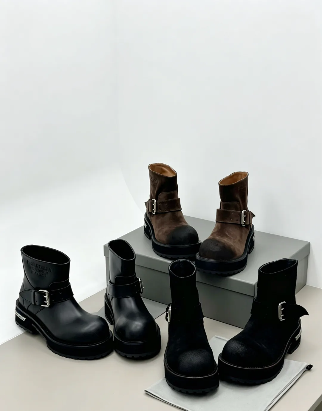 Ботинки Женские Balenciaga 18006166