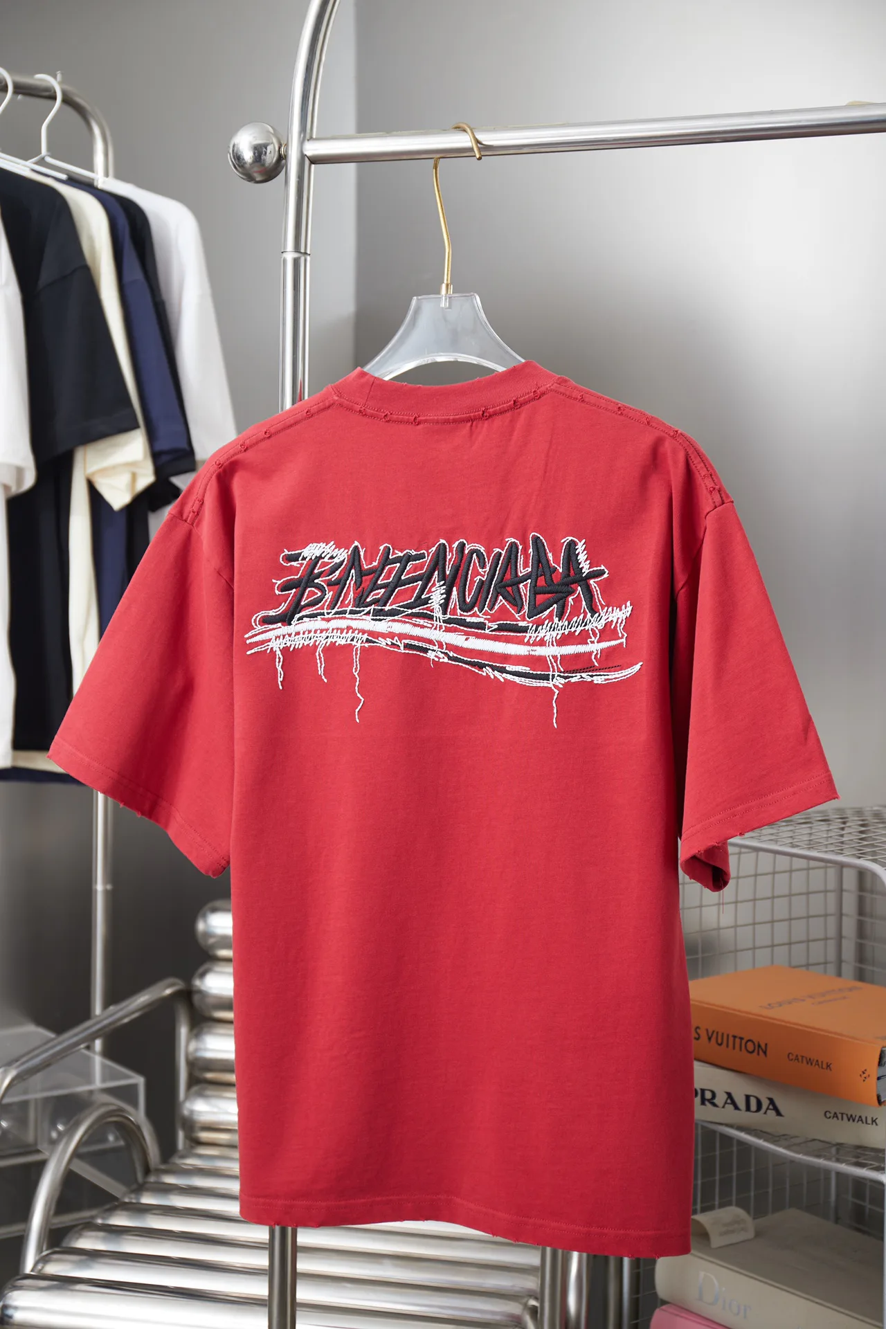 Футболки Женские Balenciaga 10937942