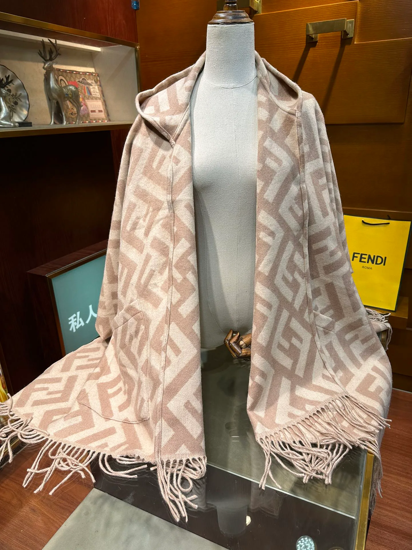 Шарфы Женские Fendi 153823