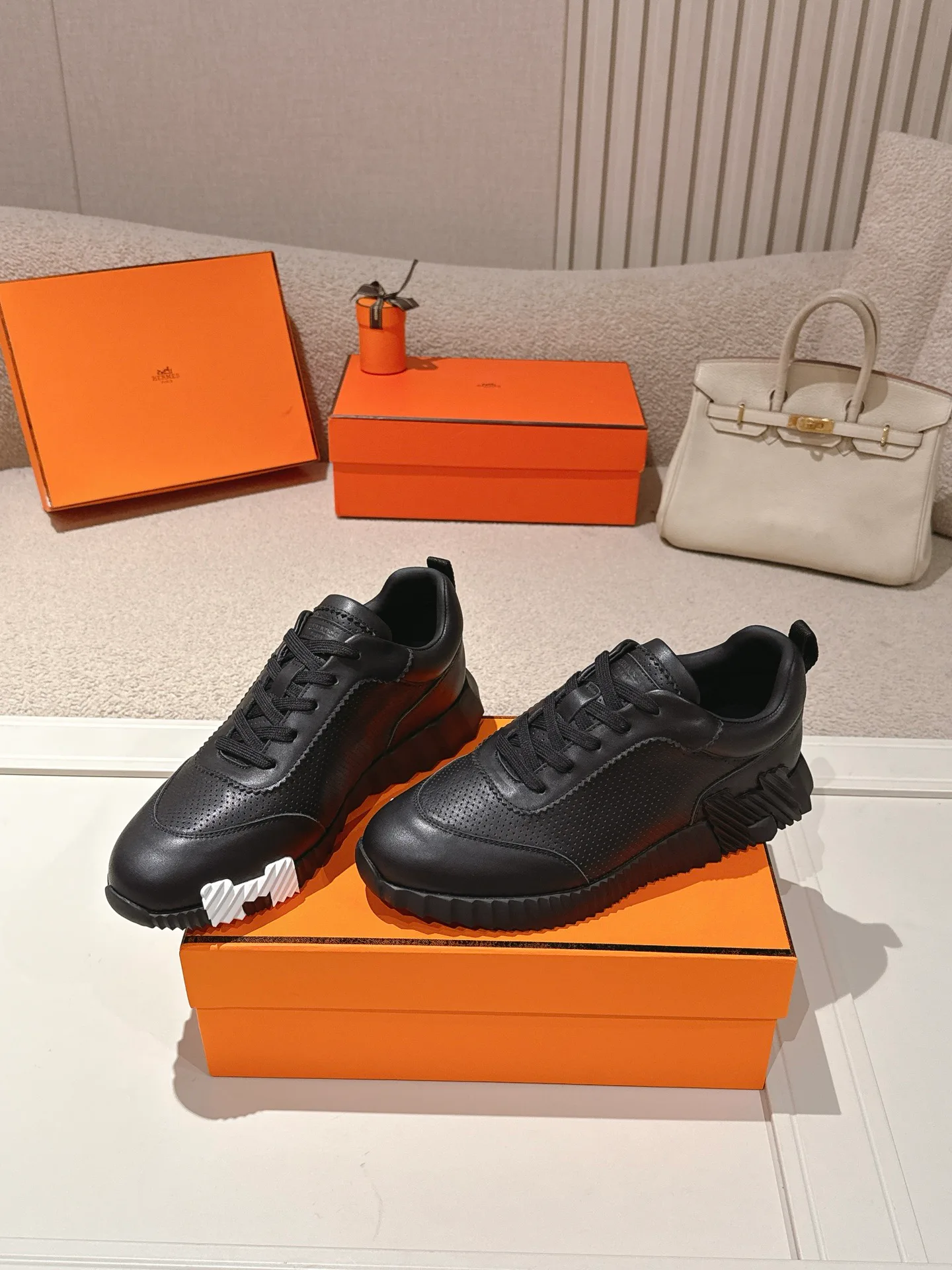 Кроссовки Женские Hermes 12783906