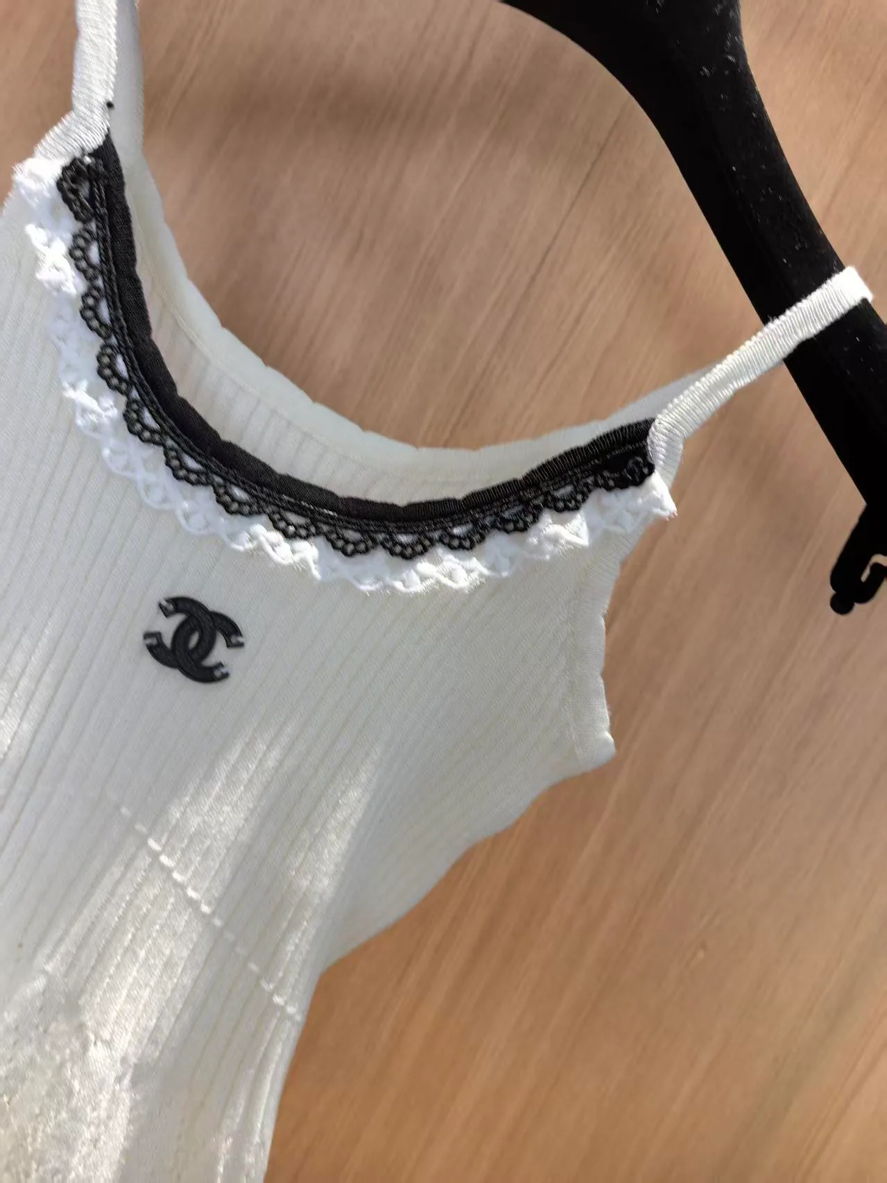 Джемперы И Свитеры Женские Chanel 18138478