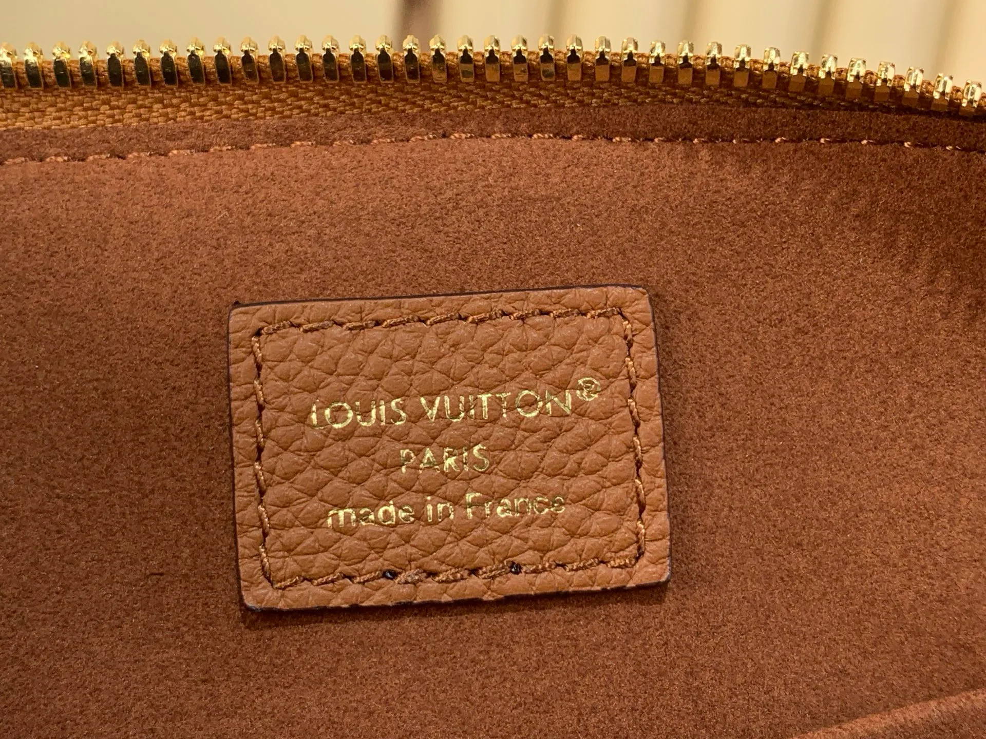 Классические Сумки Женские Louis Vuitton 13096117