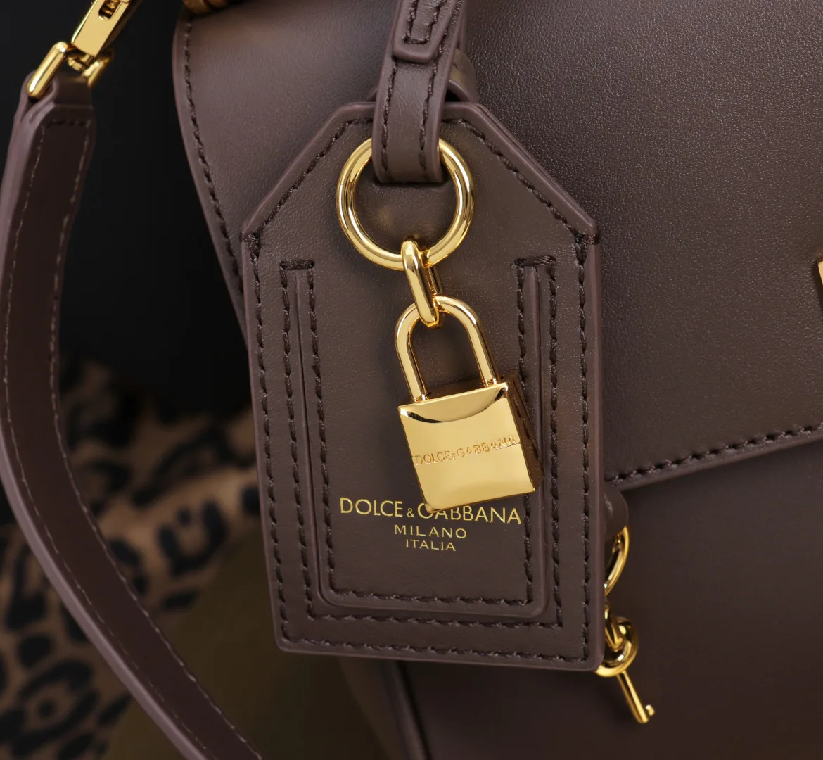 Классические Сумки Женские Dolce & Gabbana 18004436
