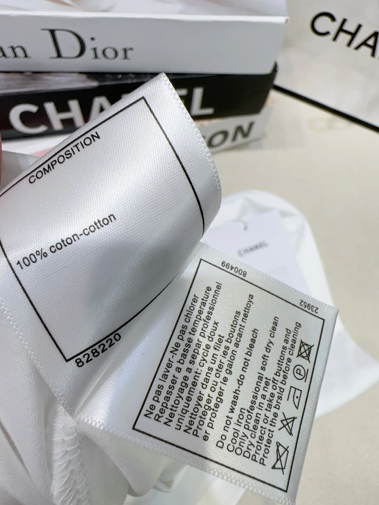 Футболки Женские Chanel 10612520