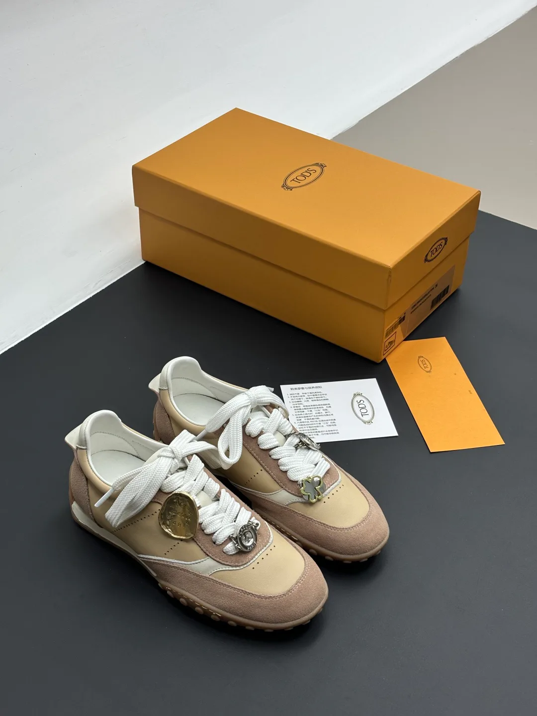 Кроссовки Женские Tod's 18732000
