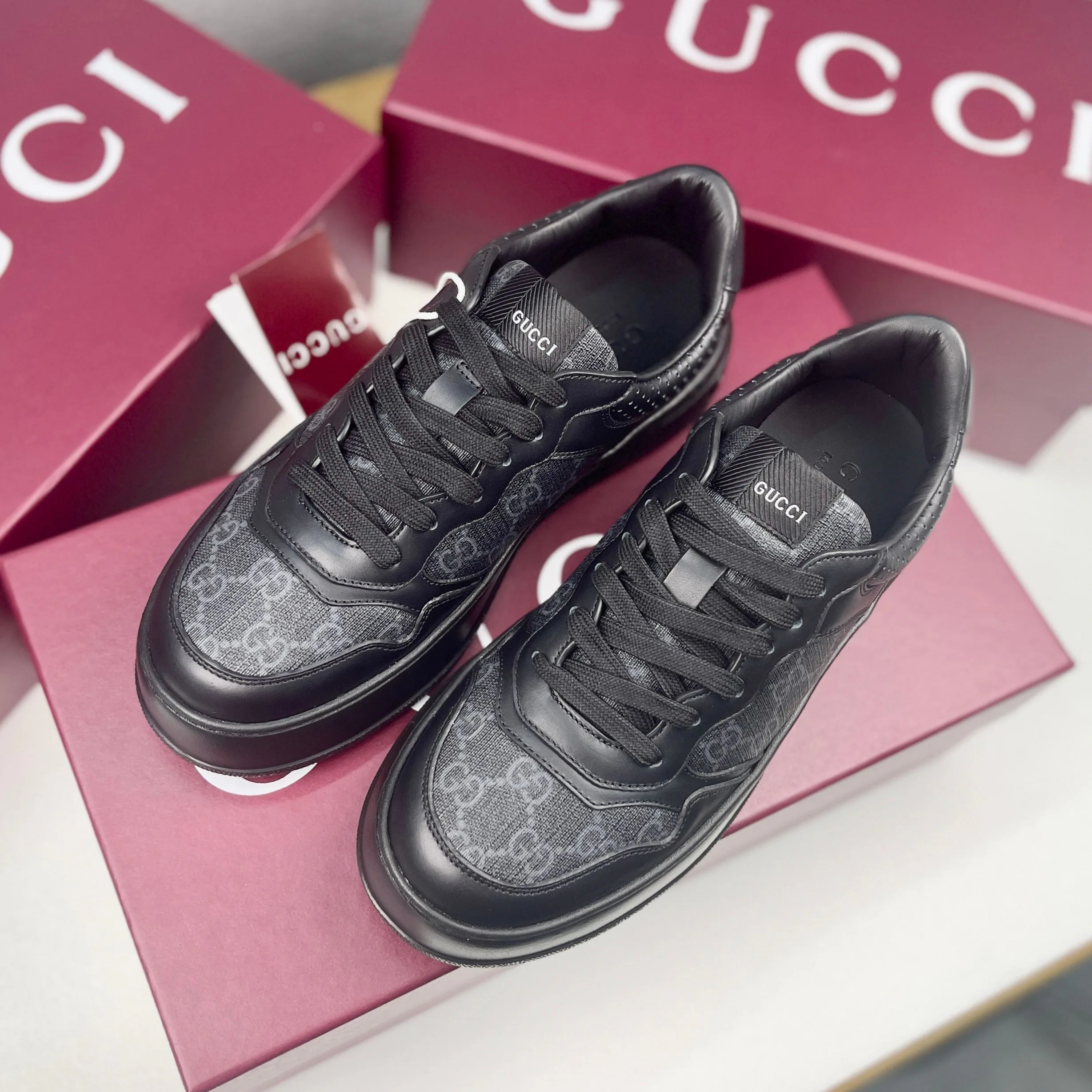 Кроссовки Мужские Gucci 279326