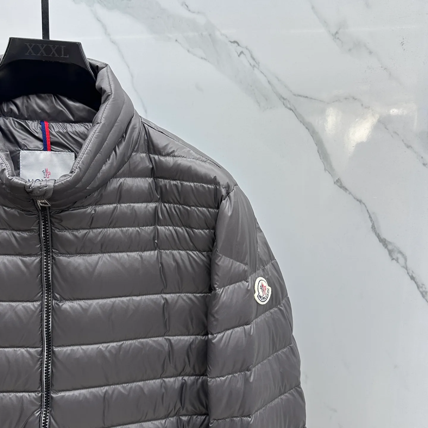 Куртки И Пуховики Мужские Moncler 2237479