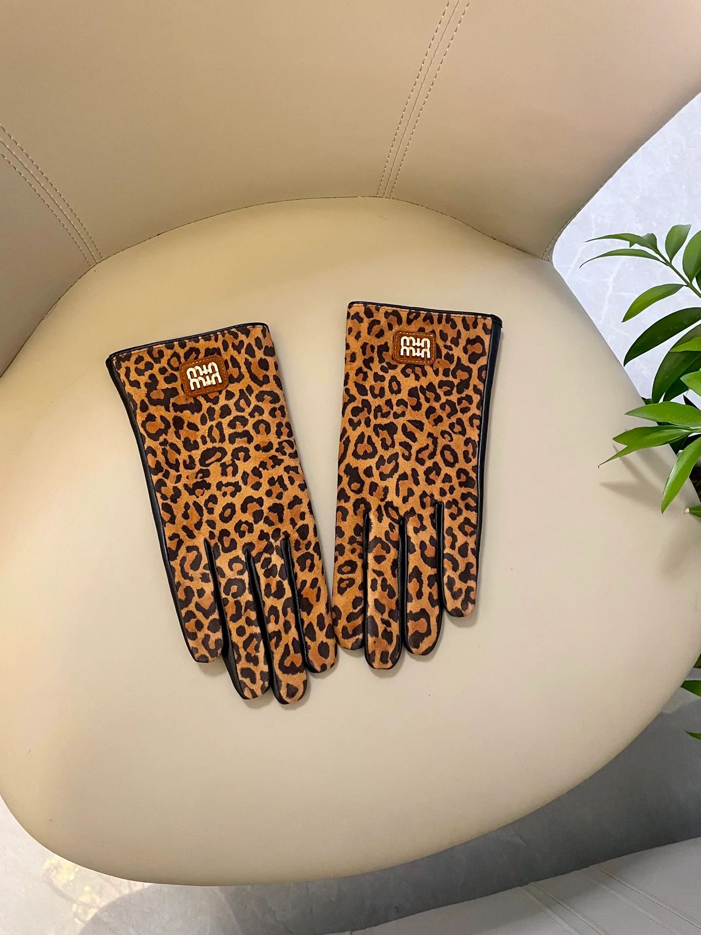 Перчатки Miu Miu 262325