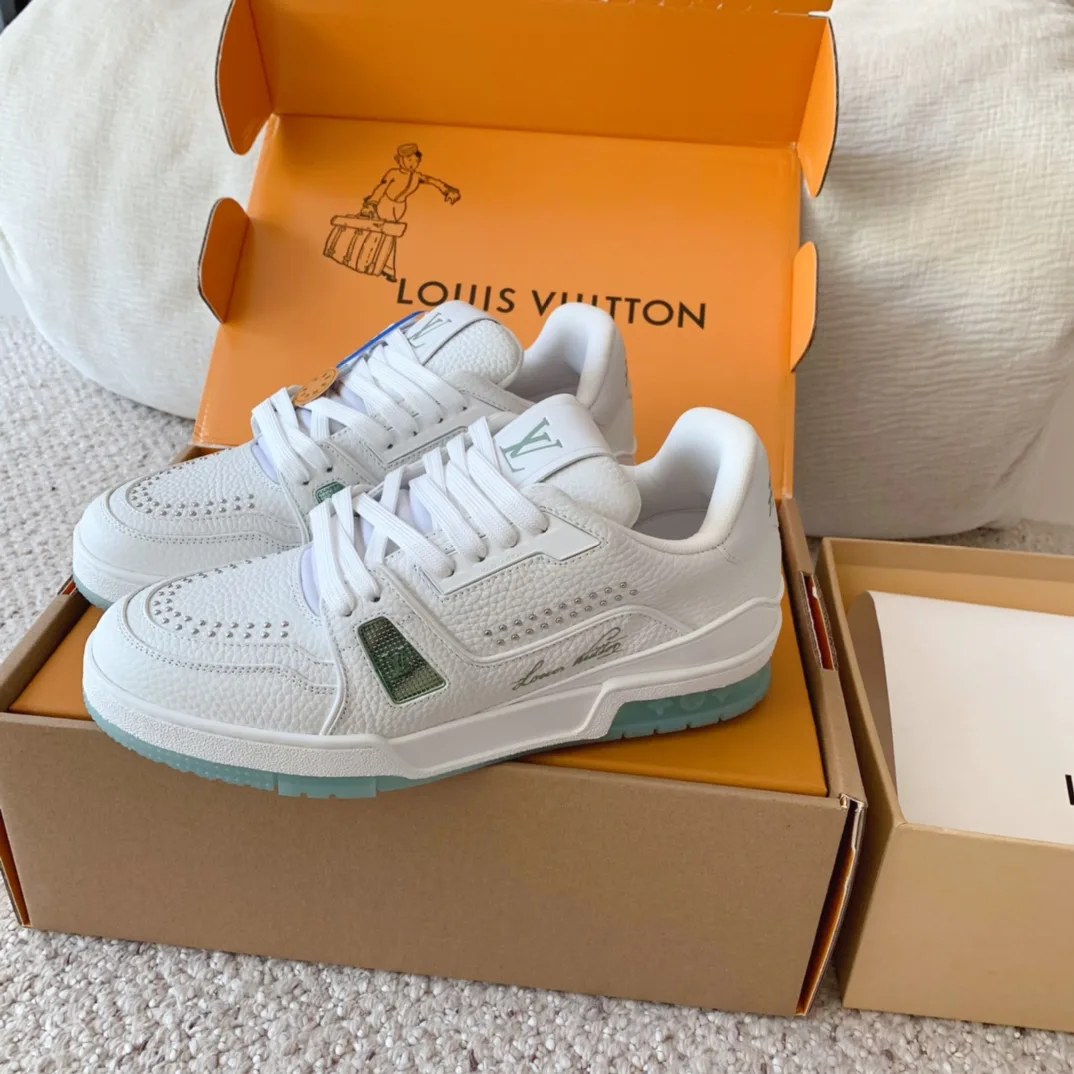 Кроссовки Женские Louis Vuitton 10290646