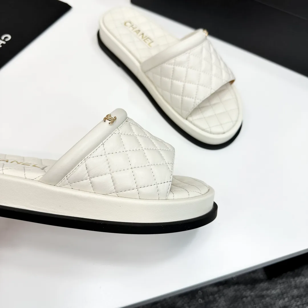 Шлепанцы Женские Chanel 14350