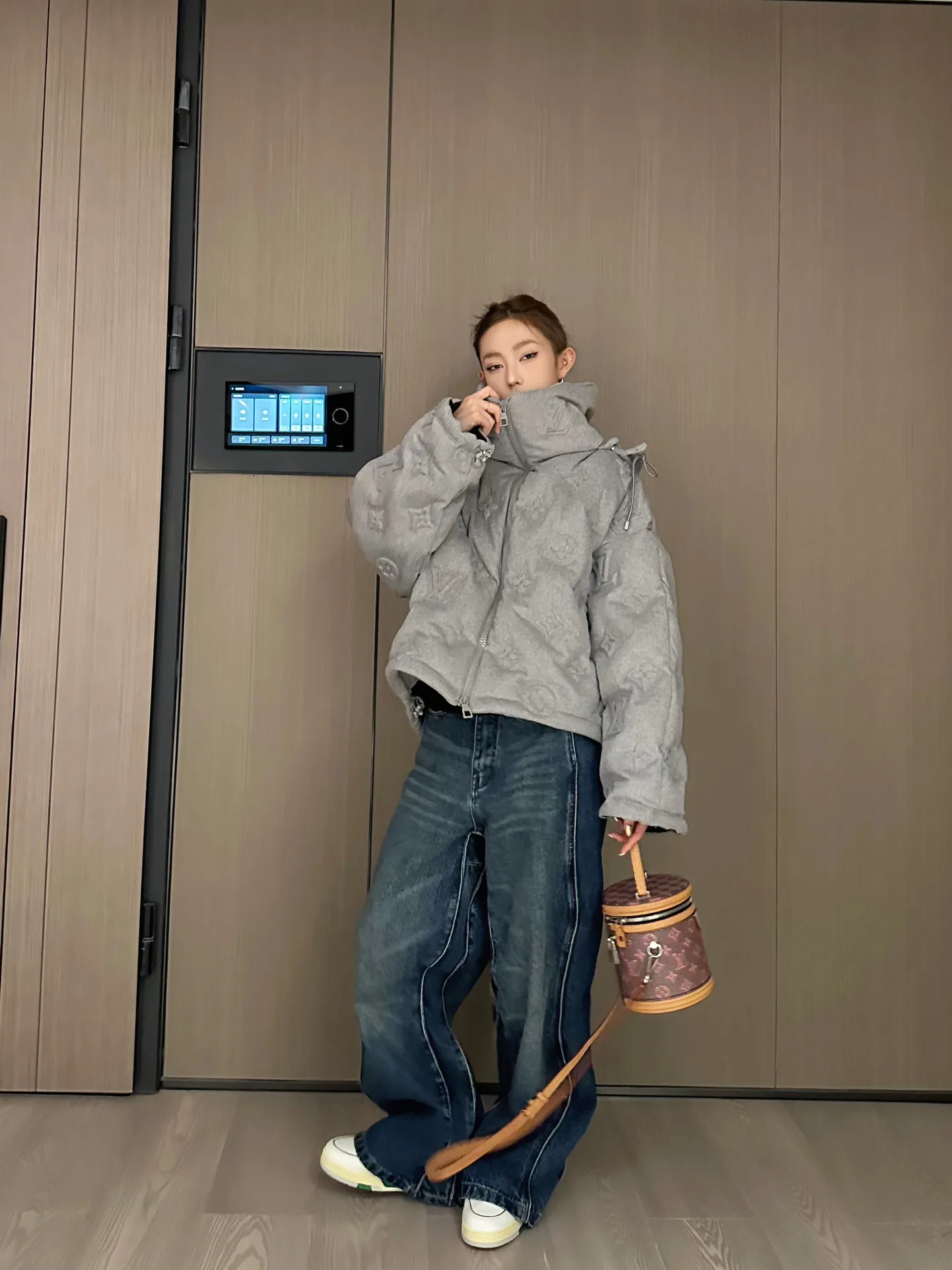 Куртки И Пуховики Женские Louis Vuitton 231153