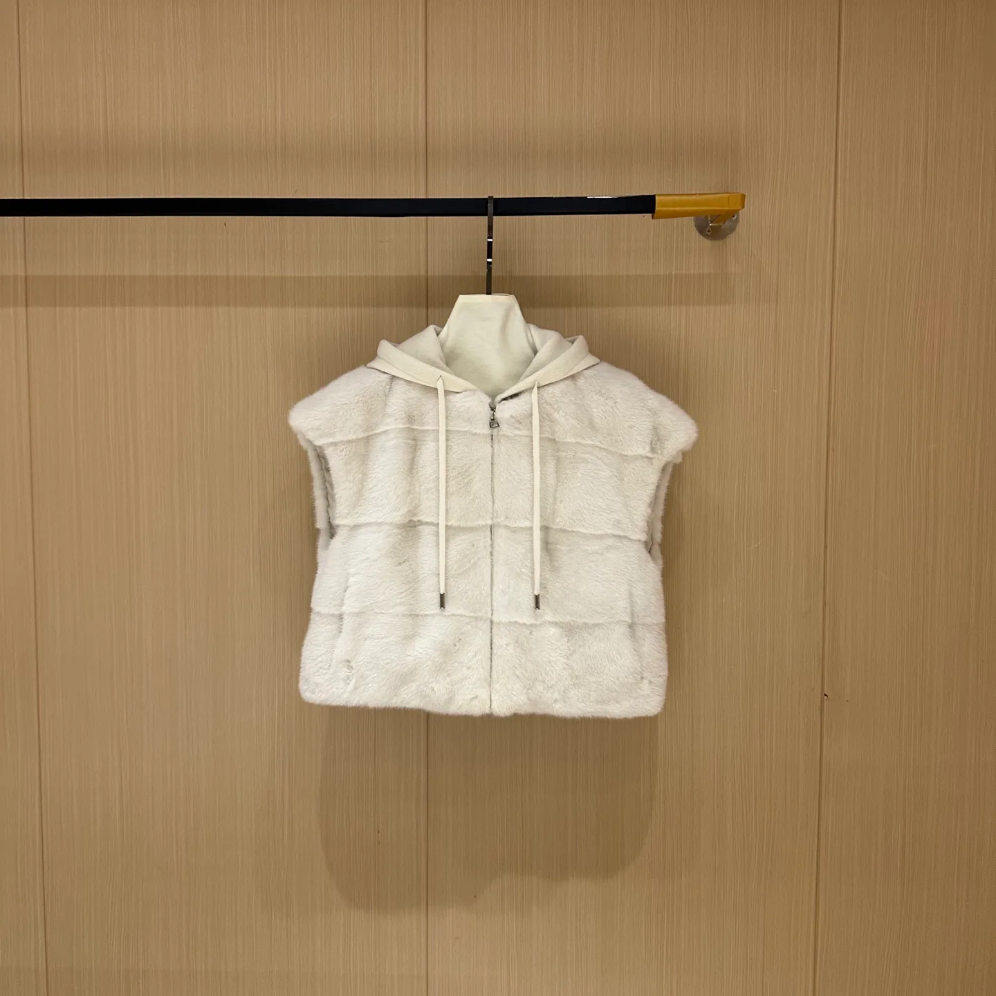 Жилеты Женские Brunello Cucinelli 3424421