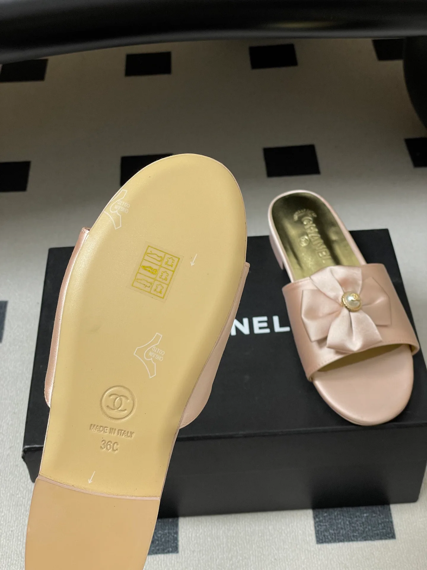 Шлепанцы Женские Chanel 1159676