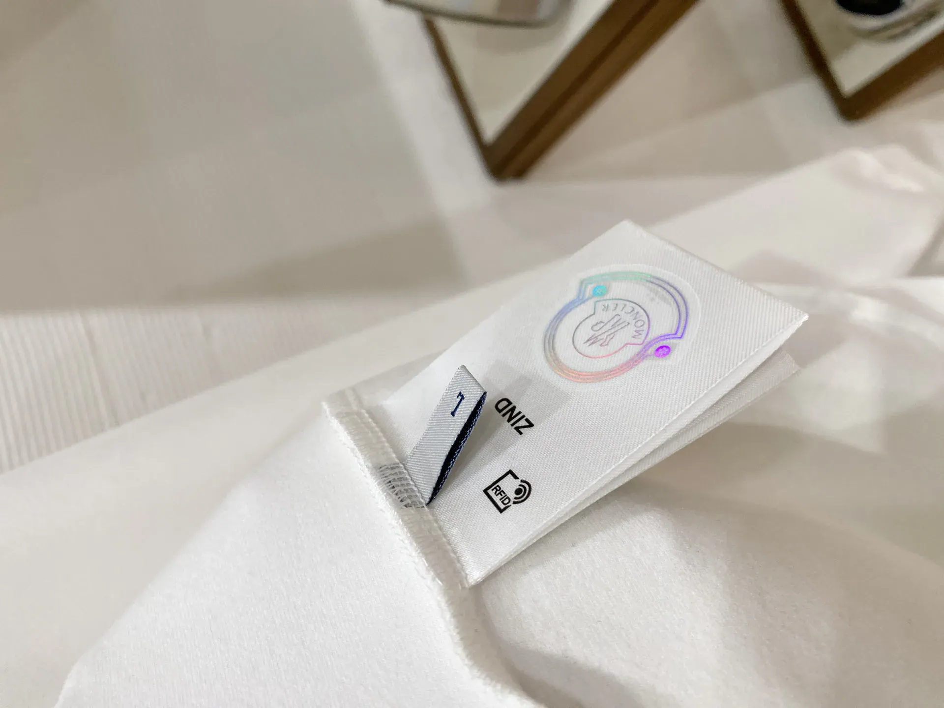 Лонгсливы Мужские Moncler 452540