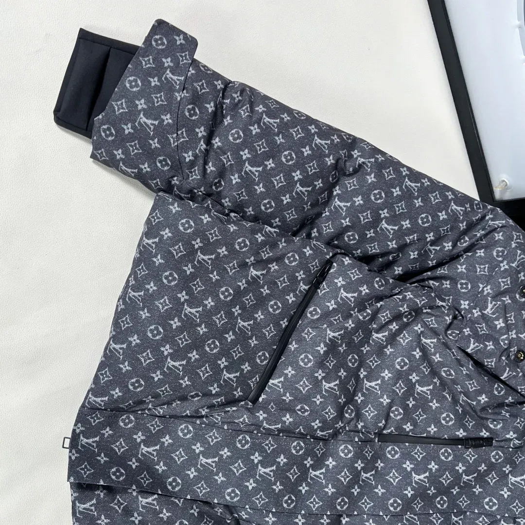 Куртки И Пуховики Женские Louis Vuitton 4498607