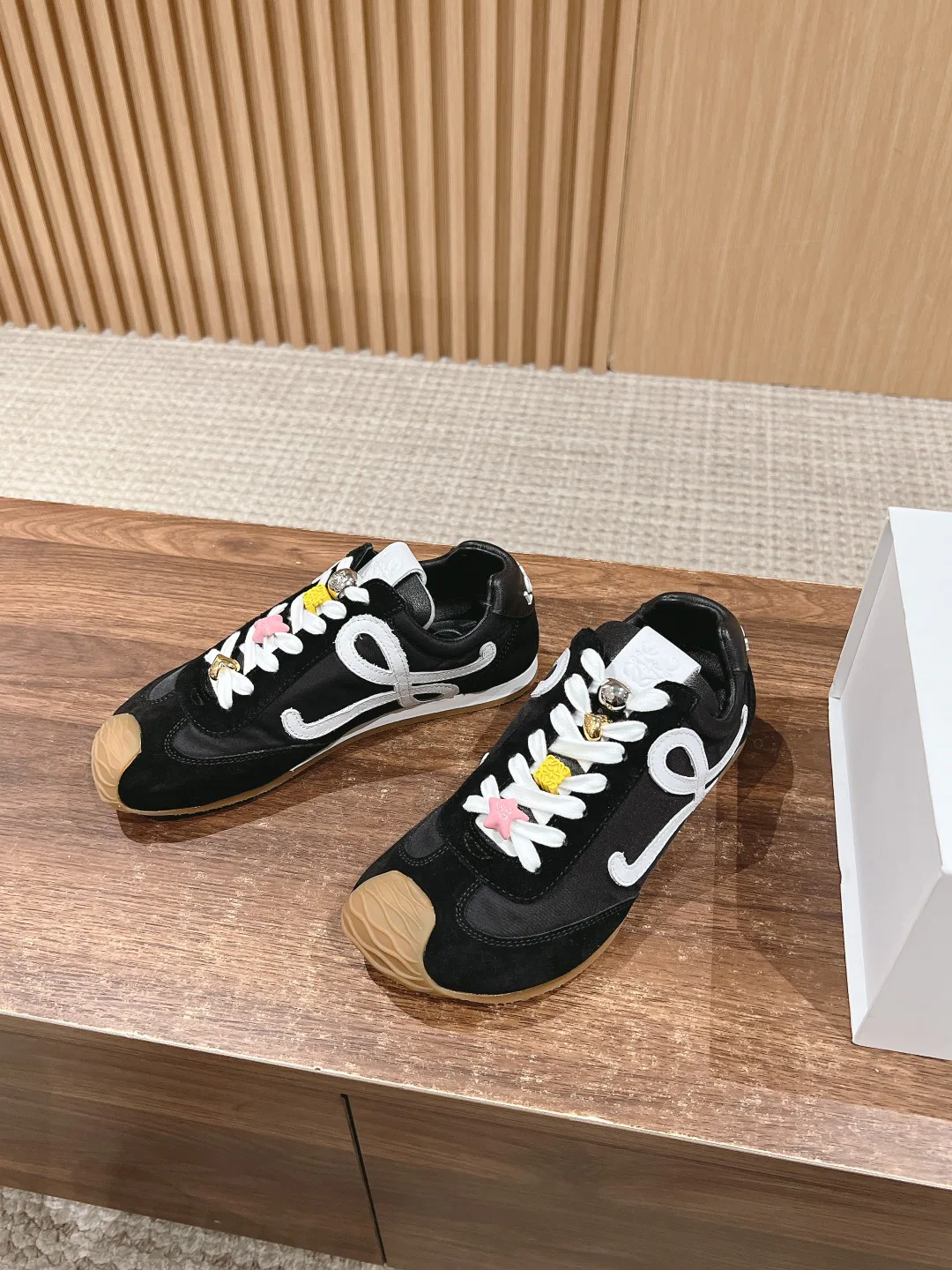 Кроссовки Женские Loewe 10475972