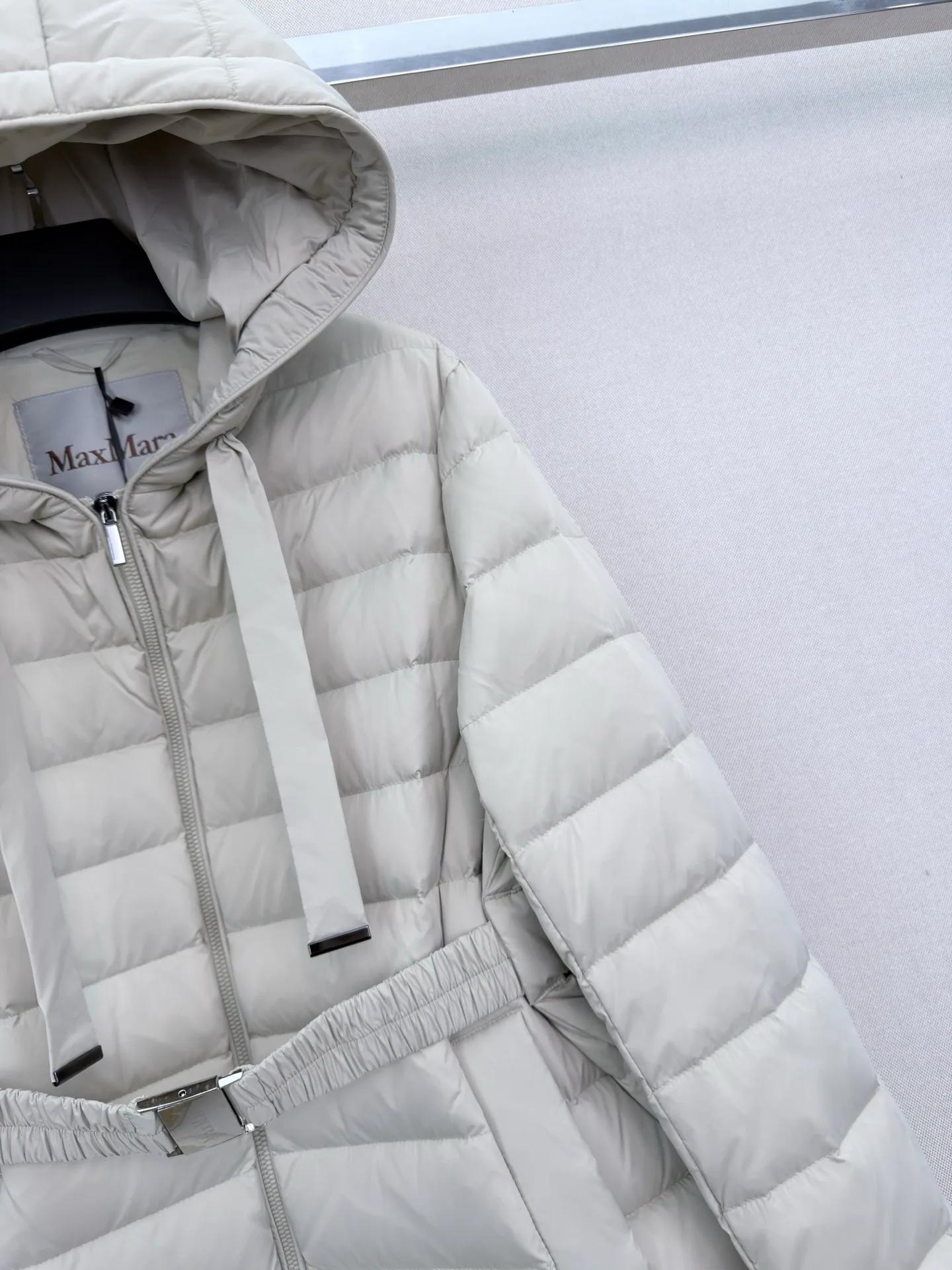 Куртки И Пуховики Женские Max Mara 18056540