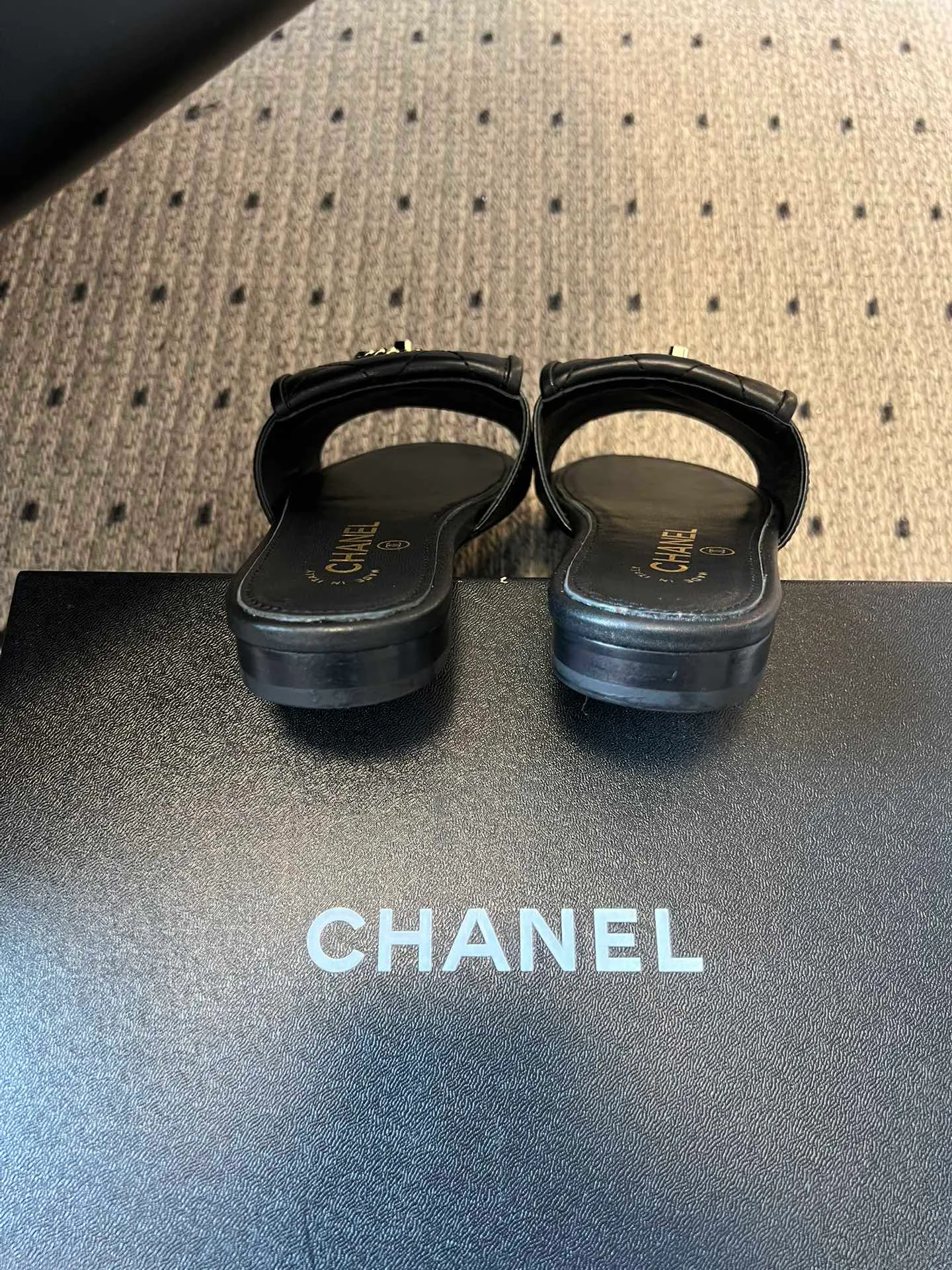 Шлепанцы Женские Chanel 5066813