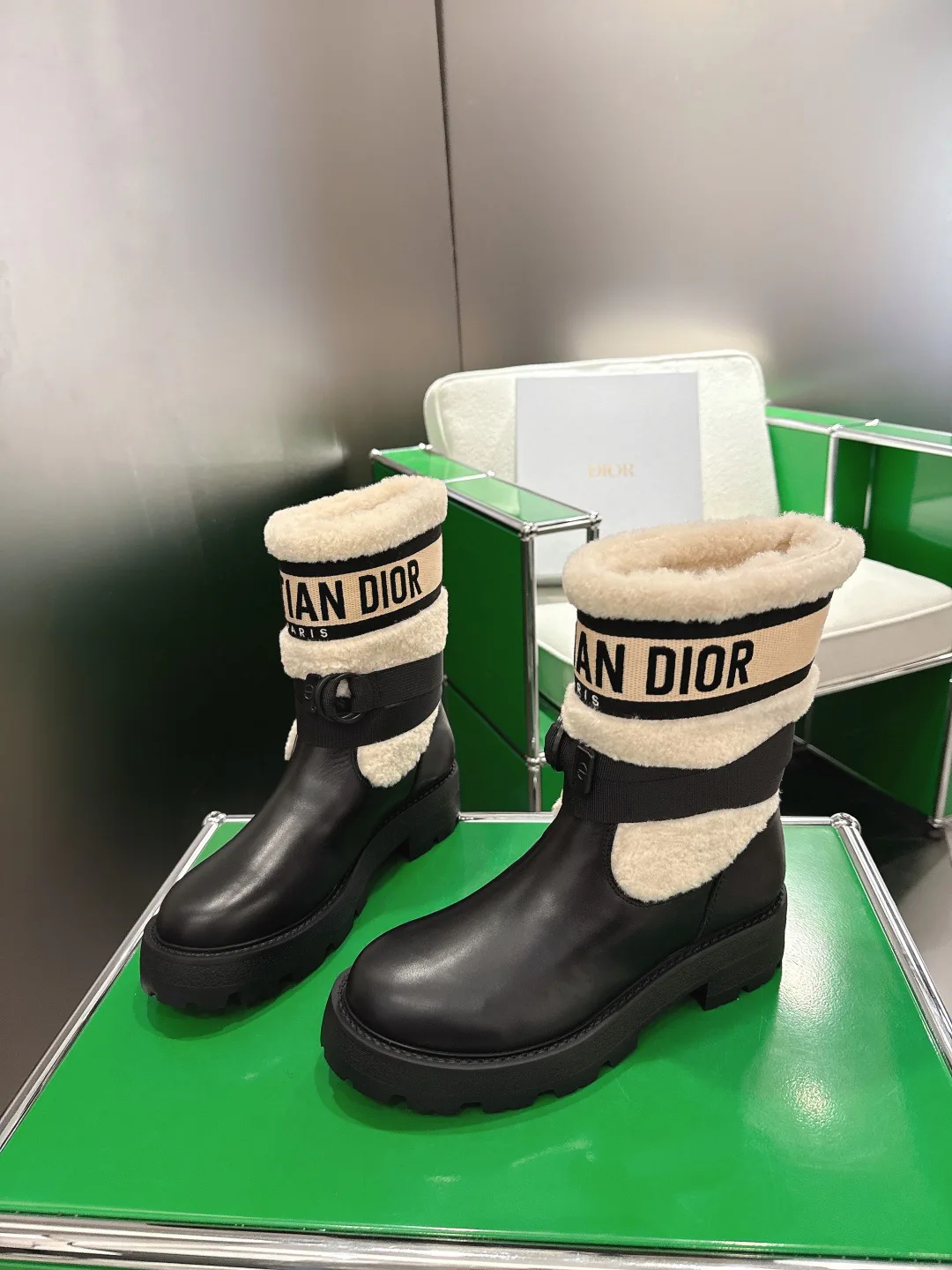Ботинки Женские Christian Dior 18011083