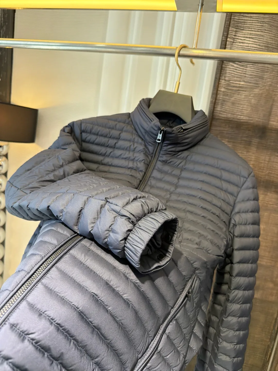 Куртки И Пуховики Женские Moncler 18470640