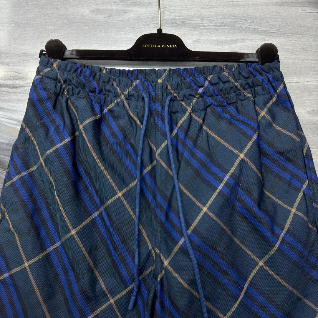 Шорты Мужские Burberry 13460389