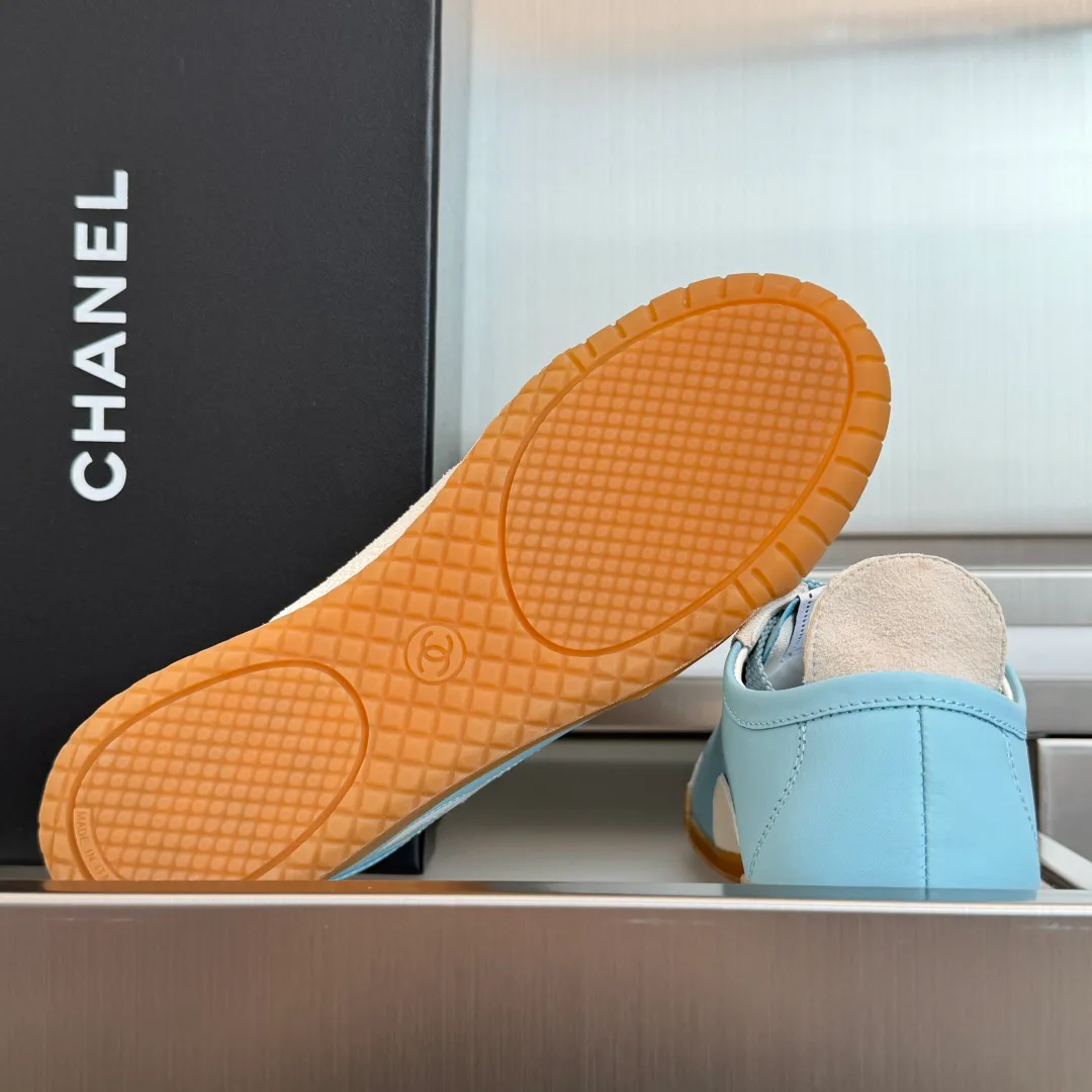 Кроссовки Женские Chanel 11414532