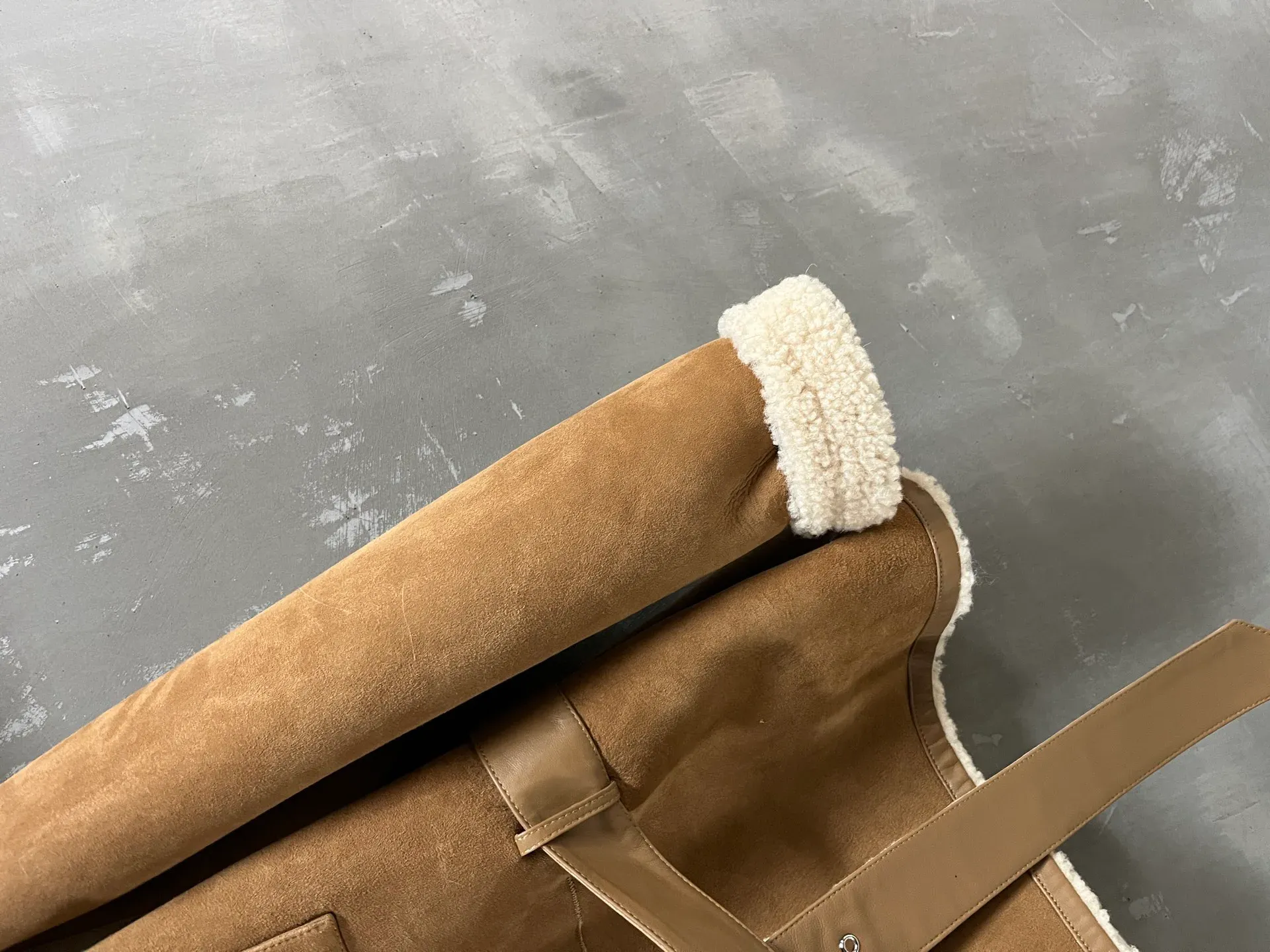 Кожаные Куртки И Дублёнки Женские Saint Laurent 784966