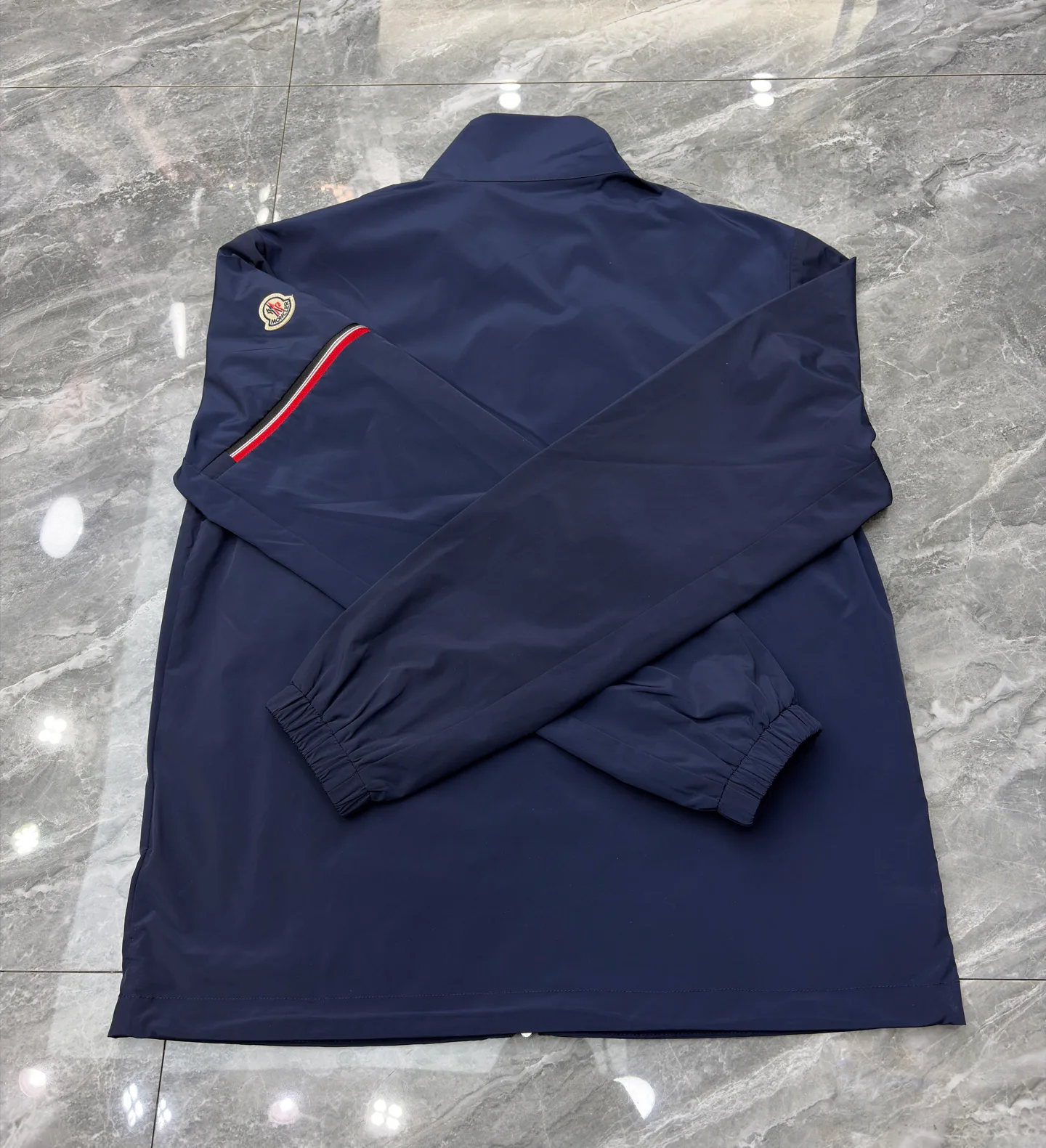 Куртки И Пуховики Женские Moncler 11690854