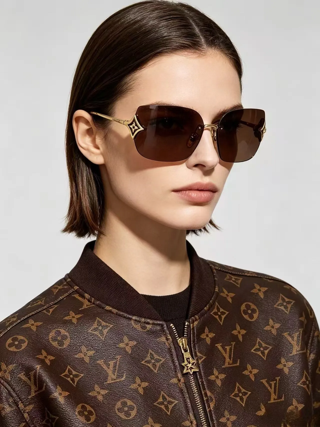 Очки Louis Vuitton 18669962