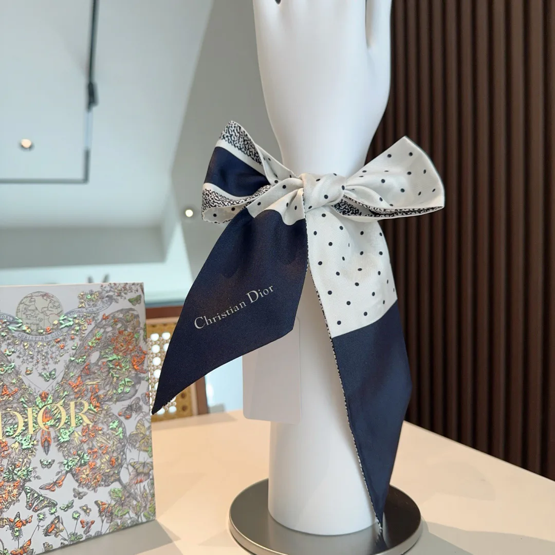 Платки Christian Dior 12918480