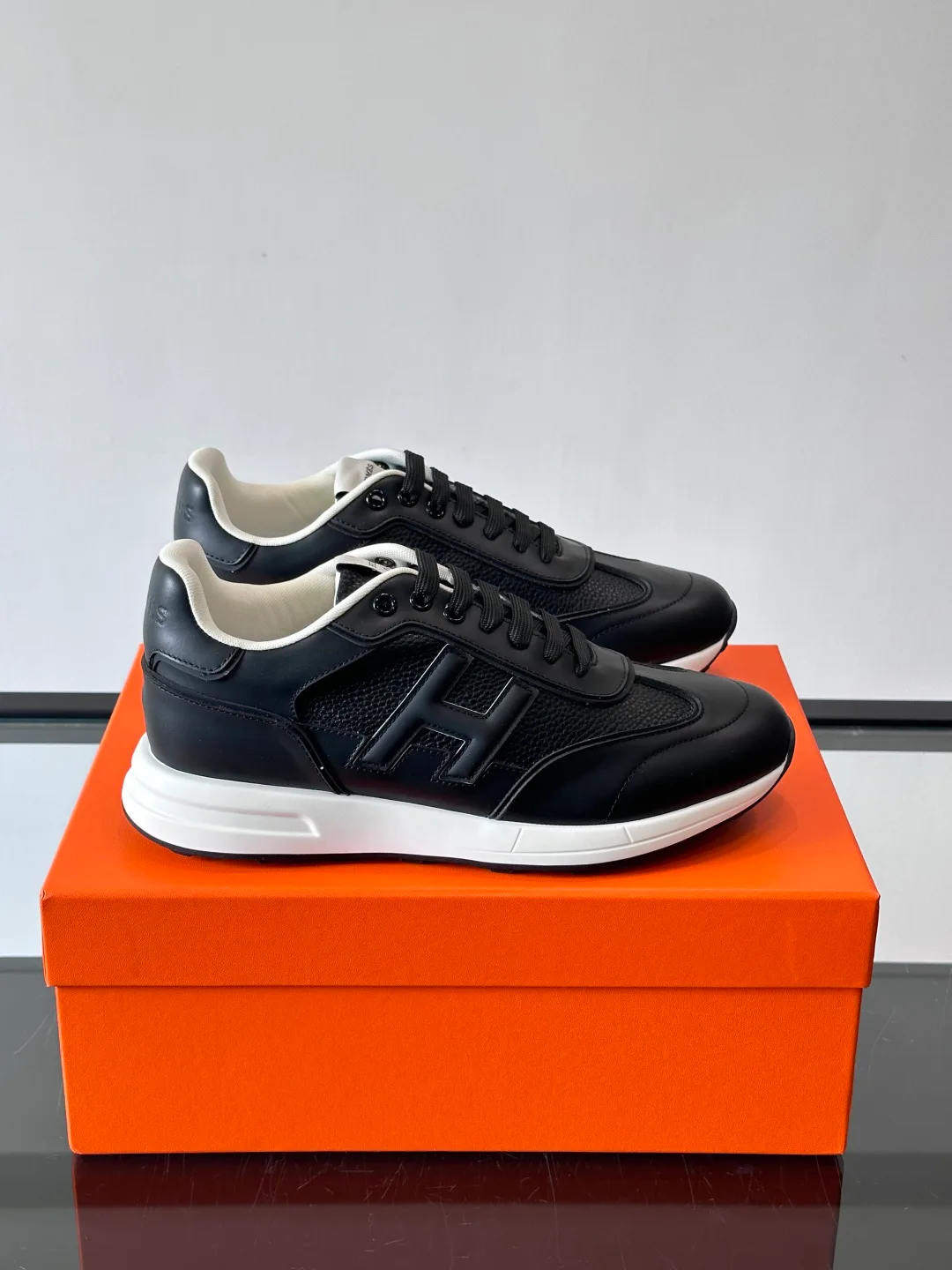 Кроссовки Мужские Hermes 13452979