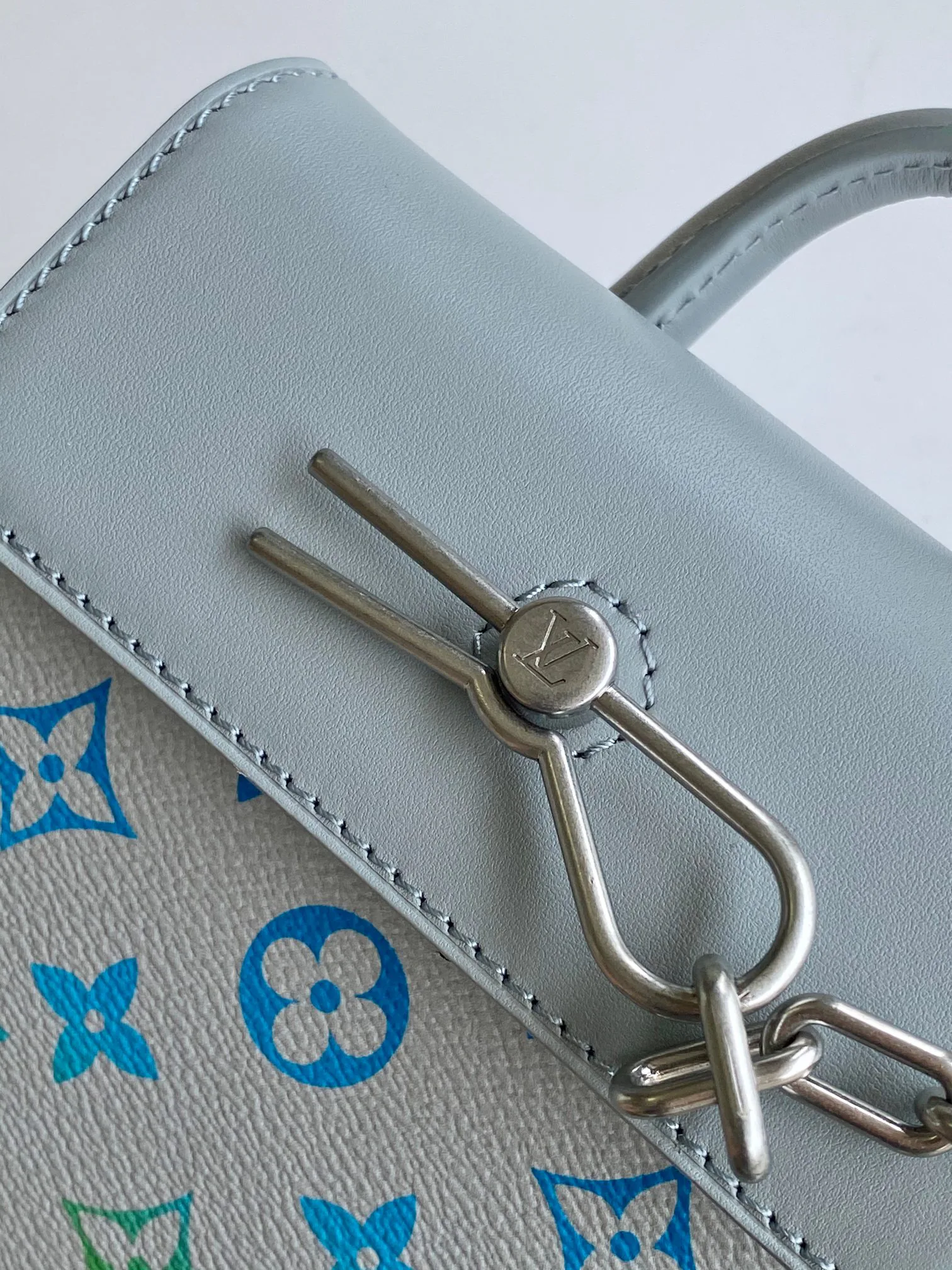Сумки На Ремне Женские Louis Vuitton 11185395