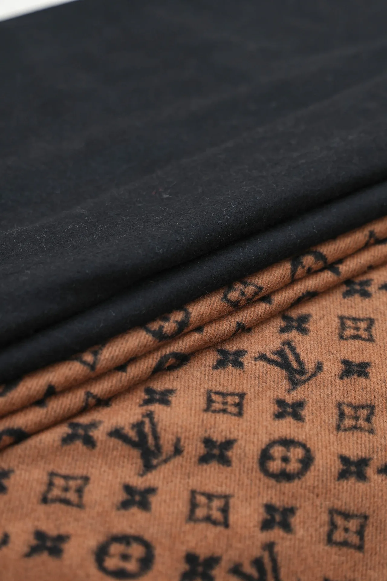 Шарфы Женские Louis Vuitton 185678