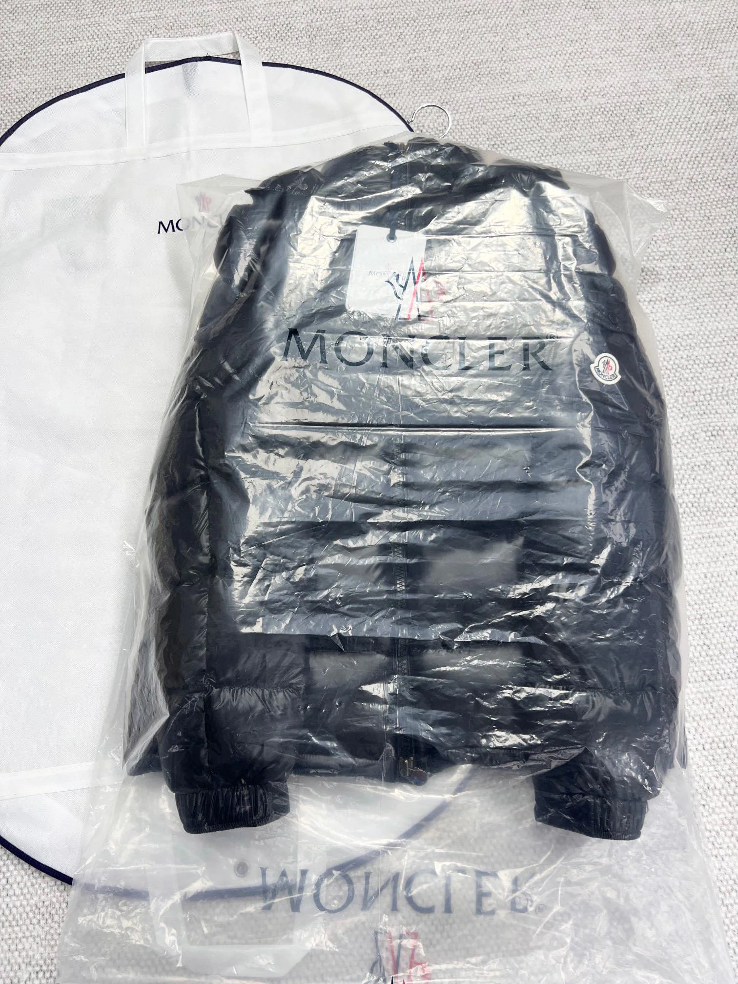 Куртки И Пуховики Женские Moncler 4627458