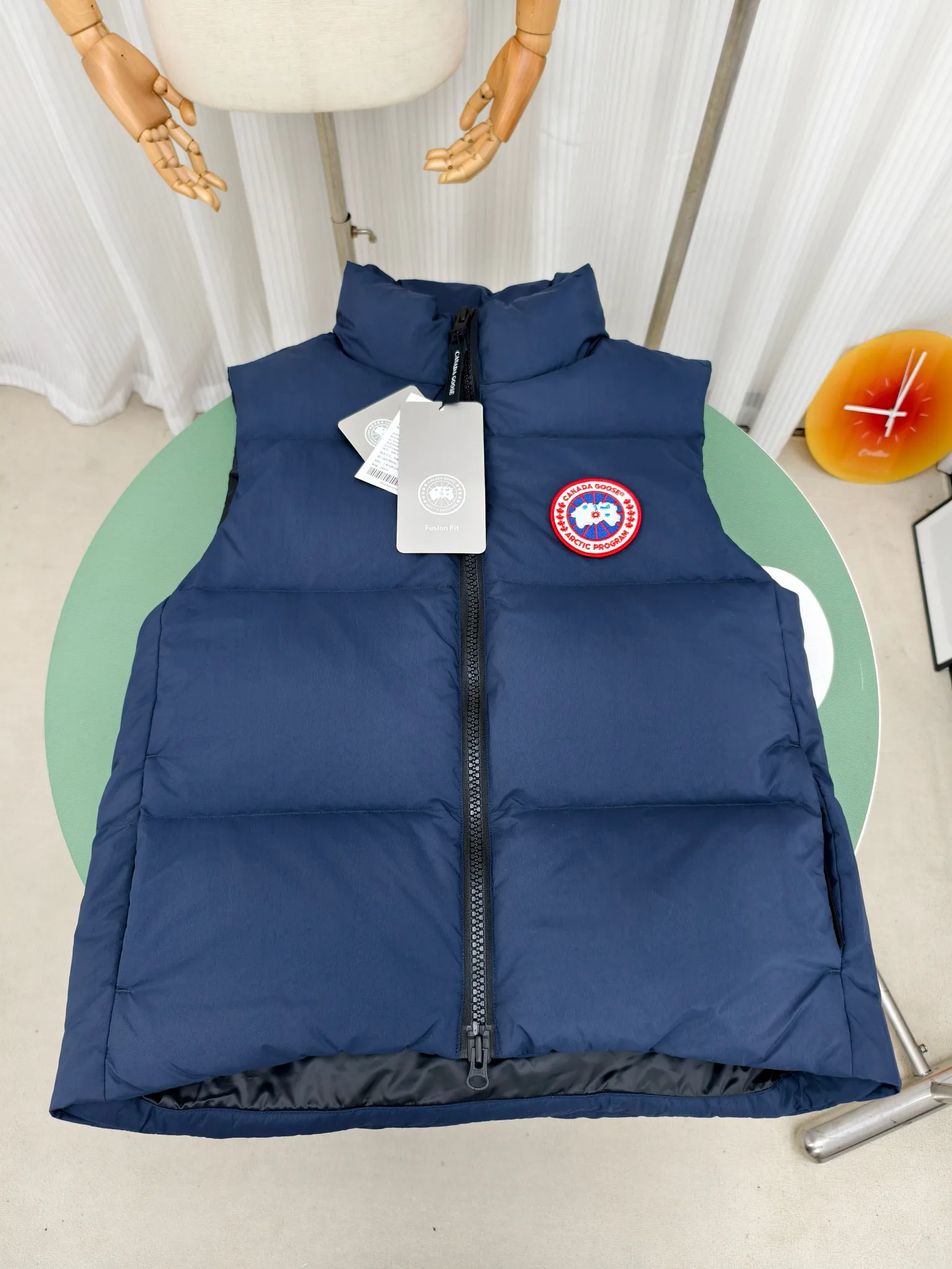 Жилеты Женские Canada Goose 4022679
