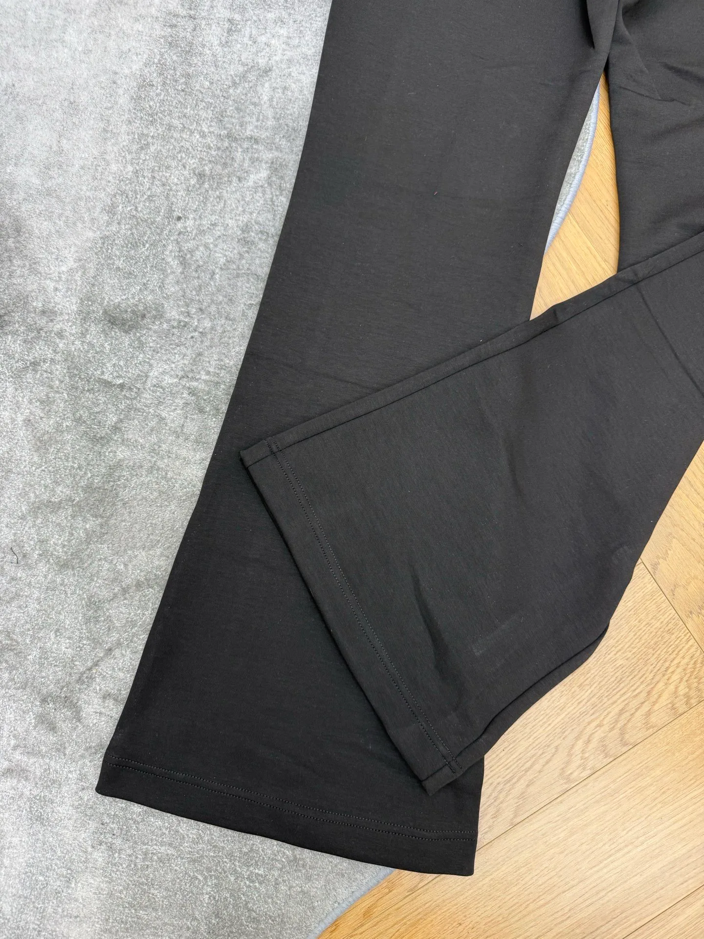Брюки Женские Saint Laurent 18450972