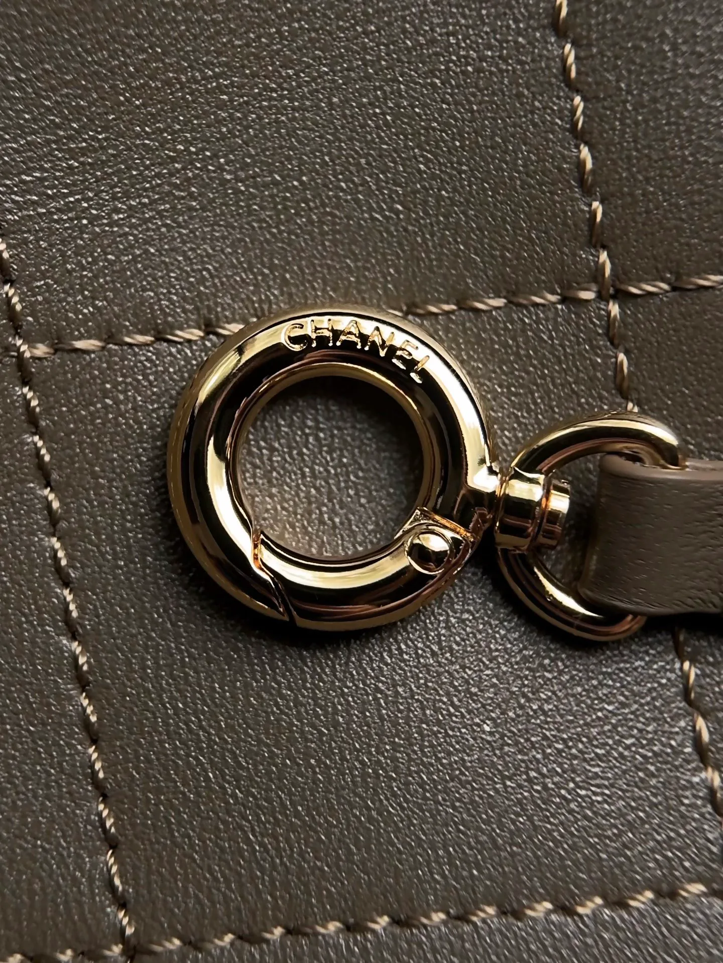 Классические Сумки Женские Chanel 18147589