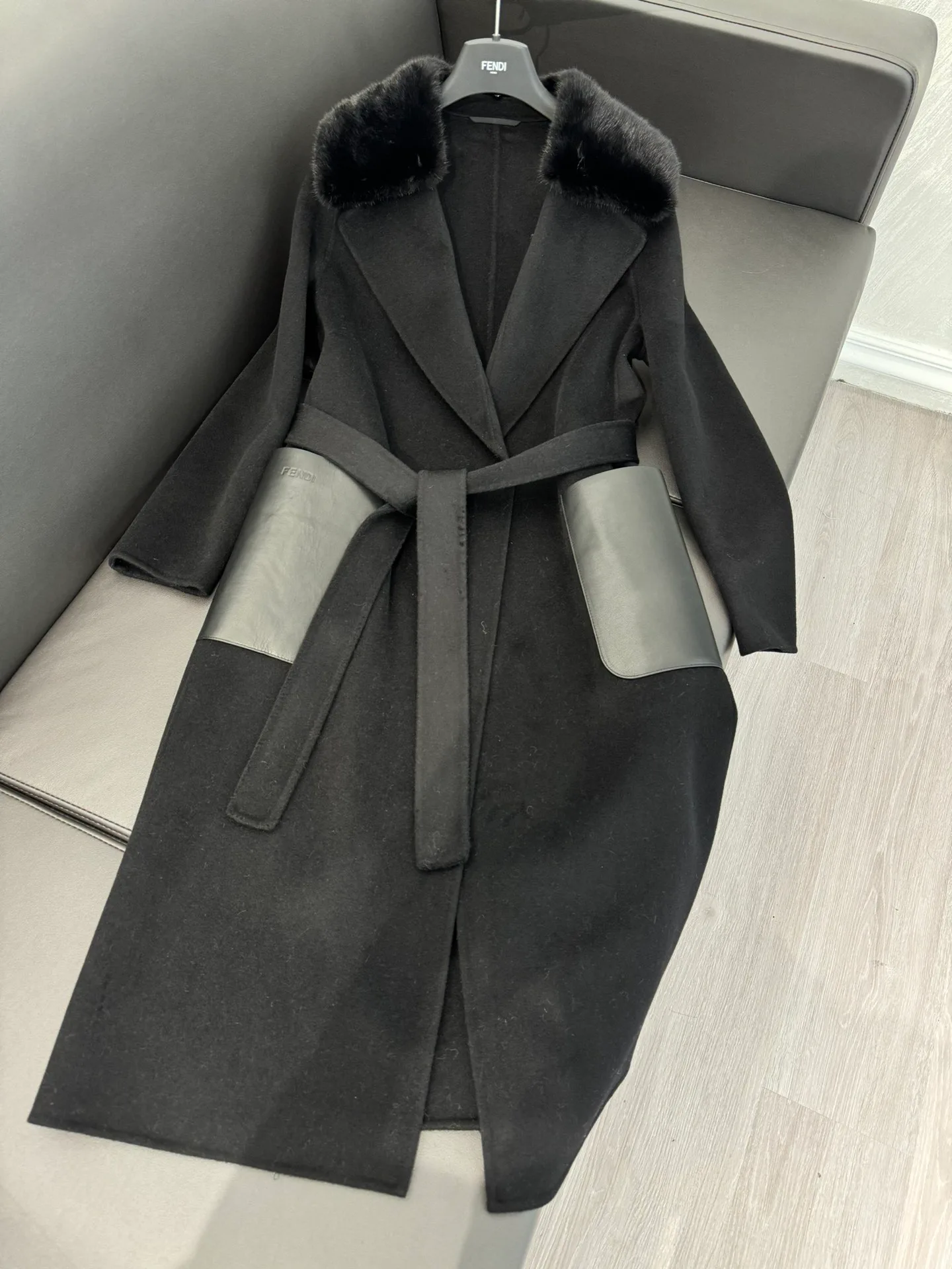 Пальто Женские Fendi 19743335