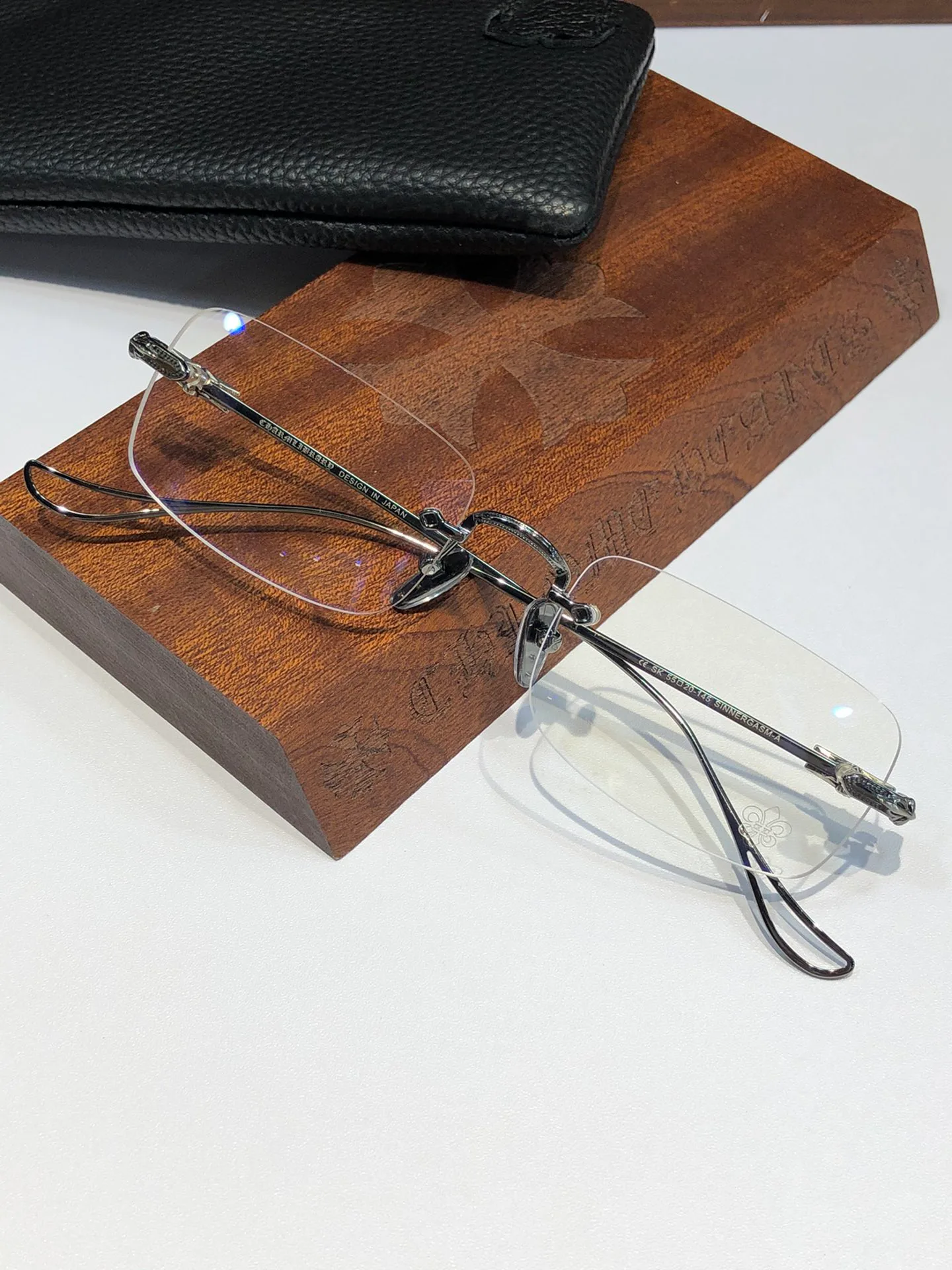 Очки Chrome Hearts 1425432