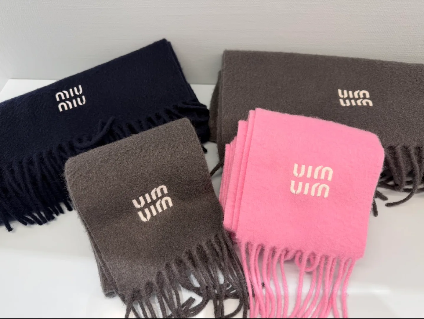 Шарфы Miu Miu 17960040