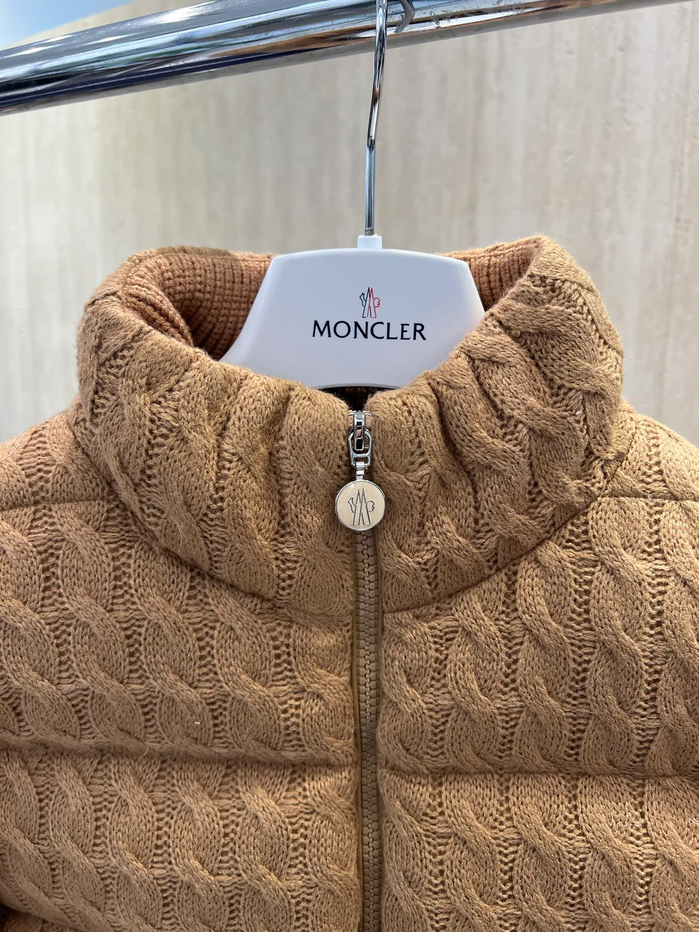 Куртки И Пуховики Мужские Moncler 18231713